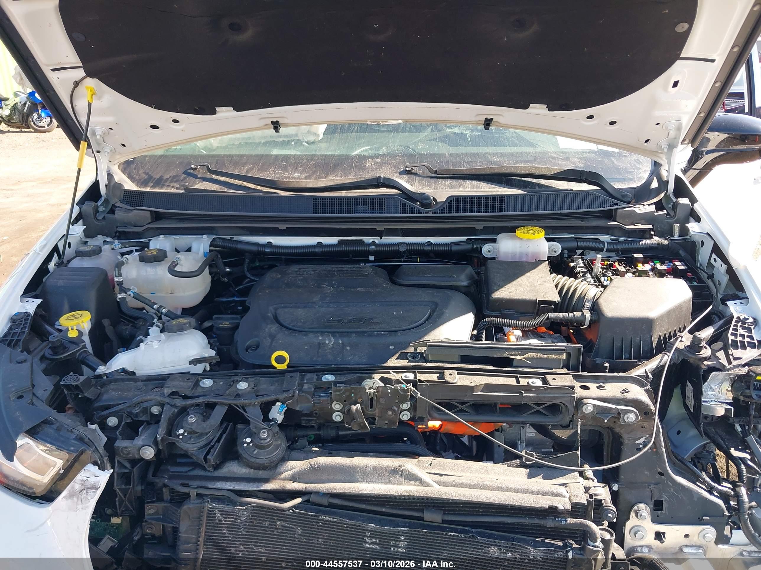 CHRYSLER PACIFICA image 10