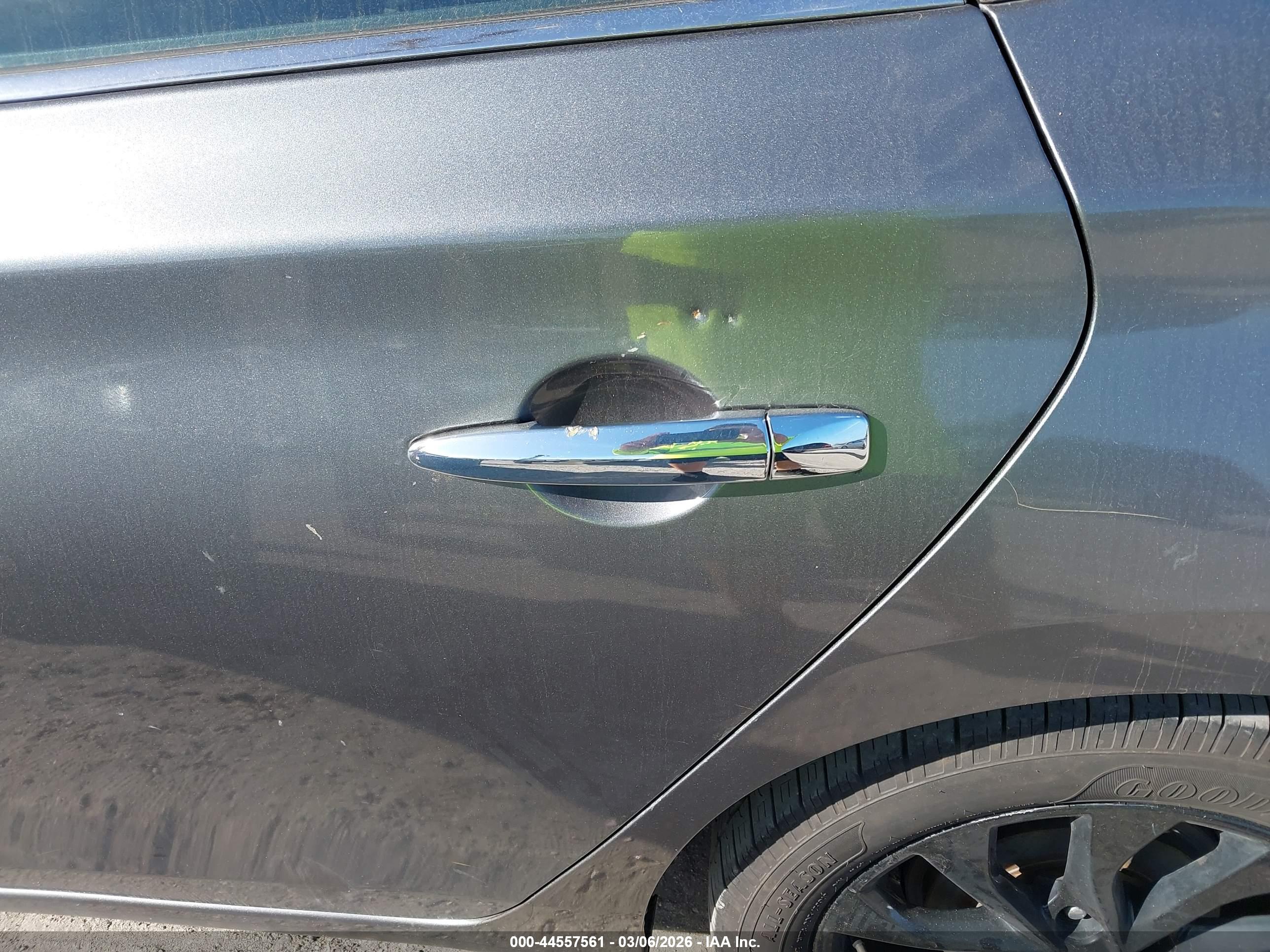 NISSAN SENTRA image 6