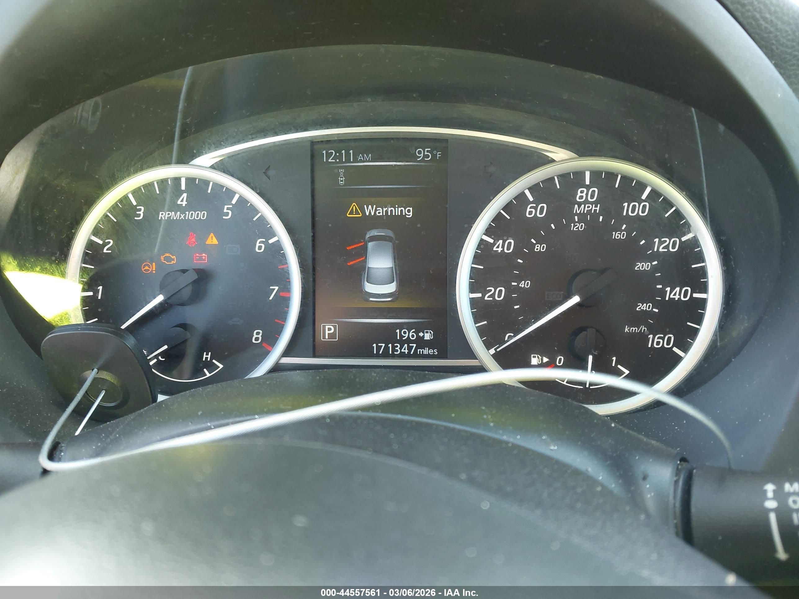 NISSAN SENTRA image 7