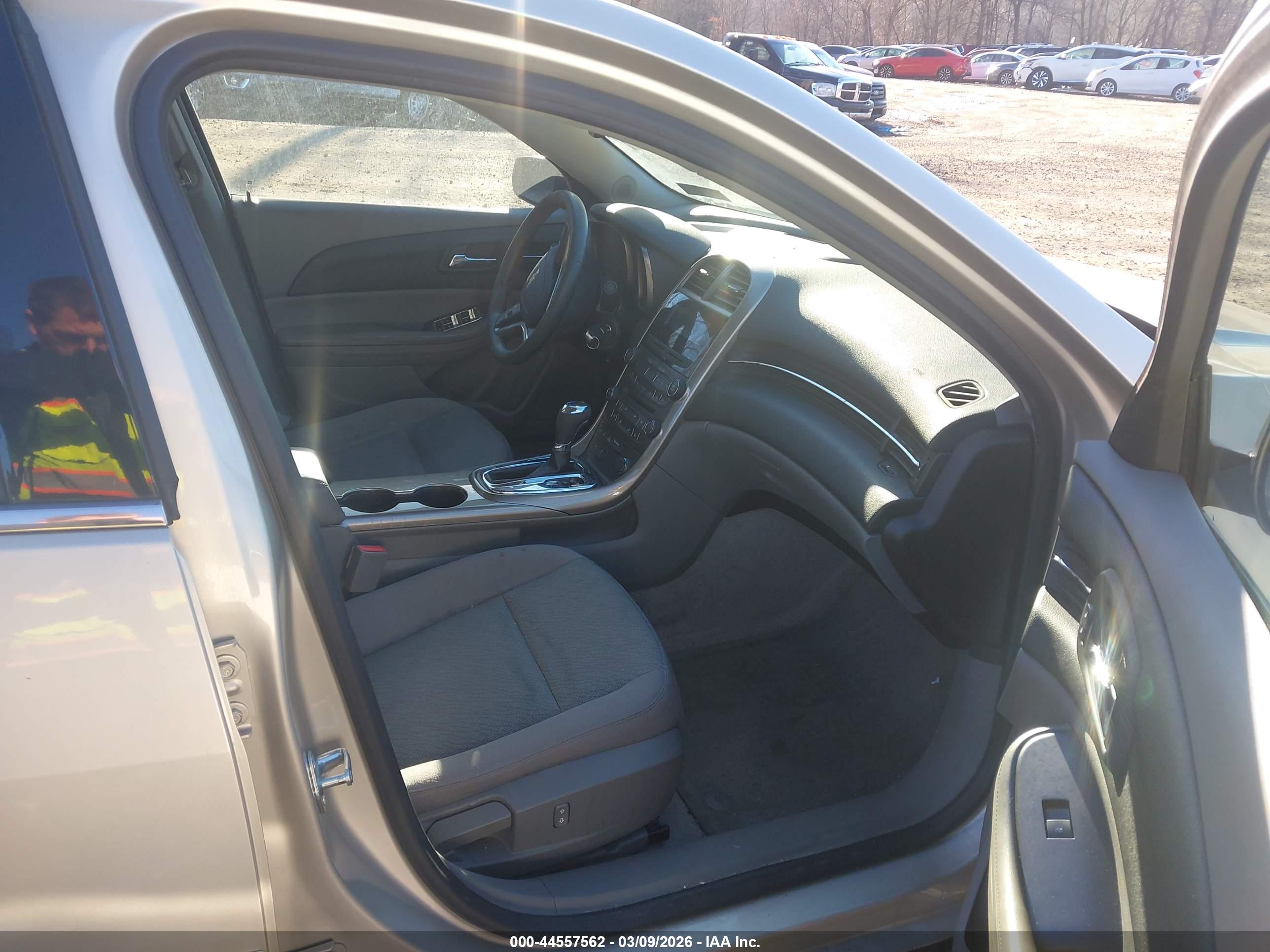 CHEVROLET MALIBU image 5