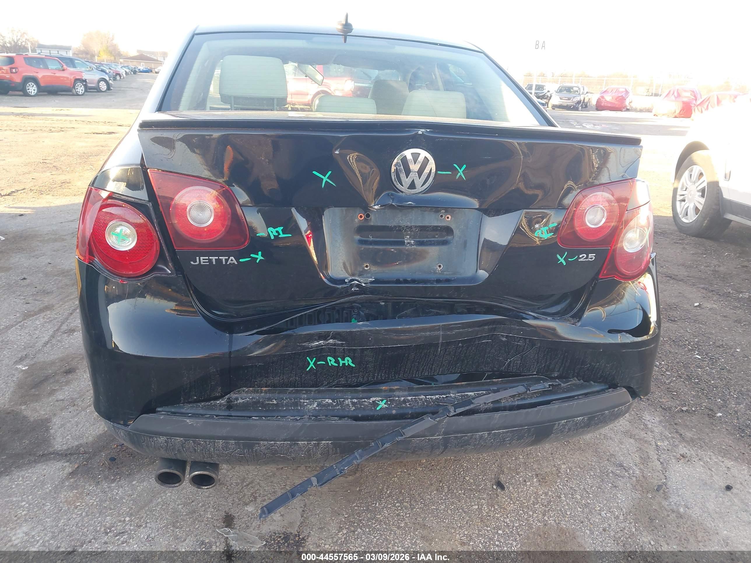 VOLKSWAGEN JETTA image 6