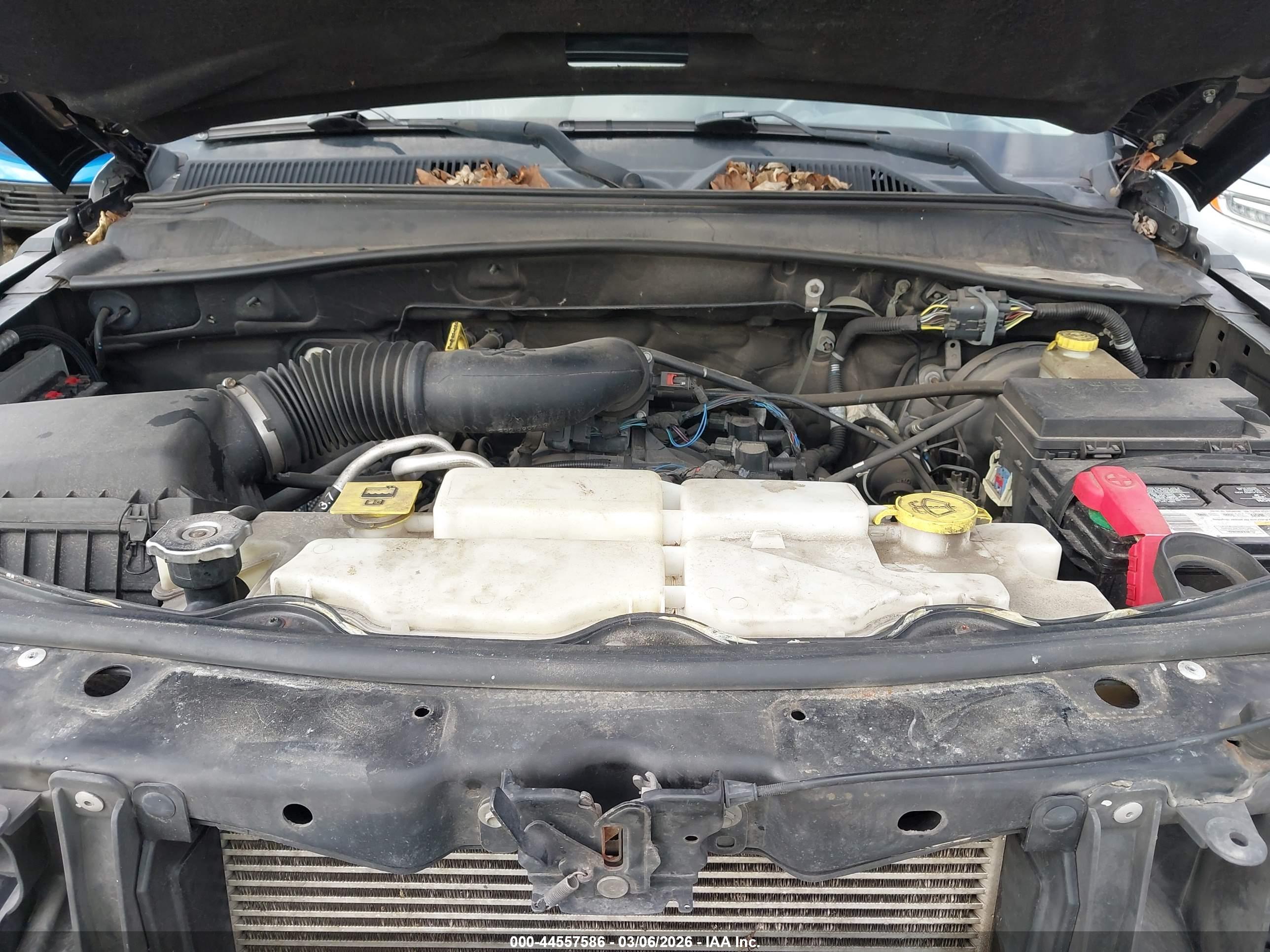 JEEP LIBERTY image 10
