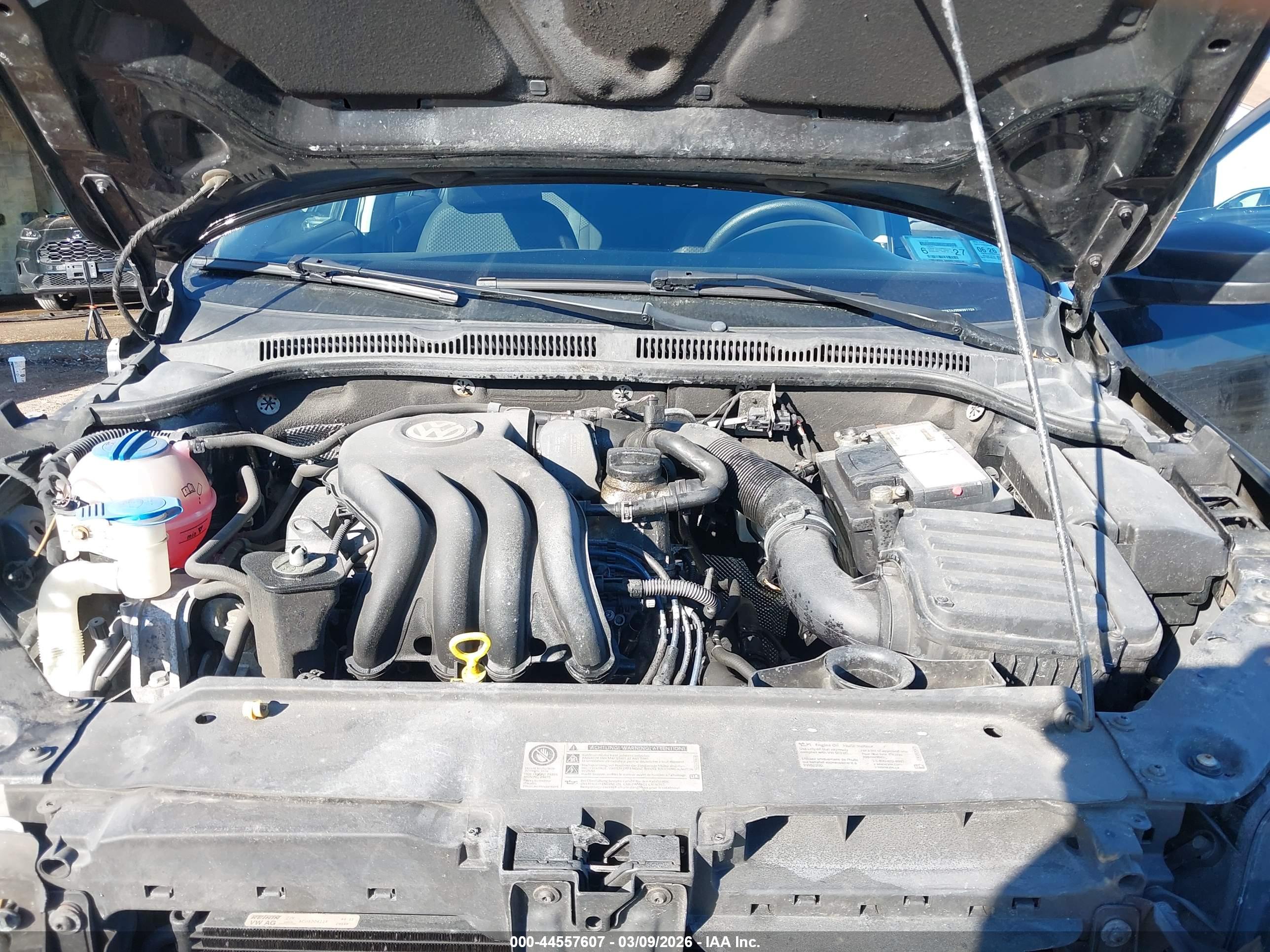 VOLKSWAGEN JETTA image 10