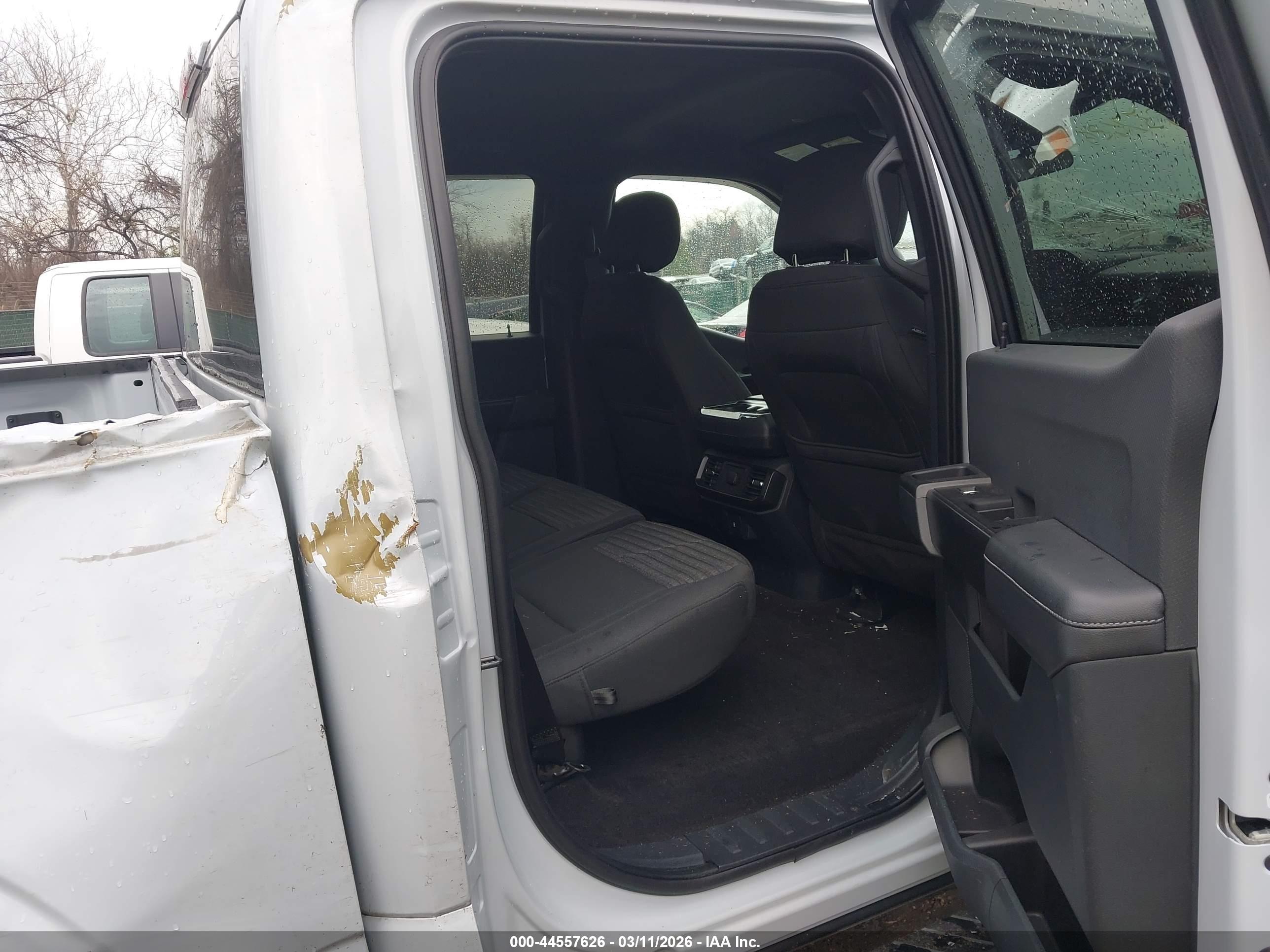 FORD F-150 image 8