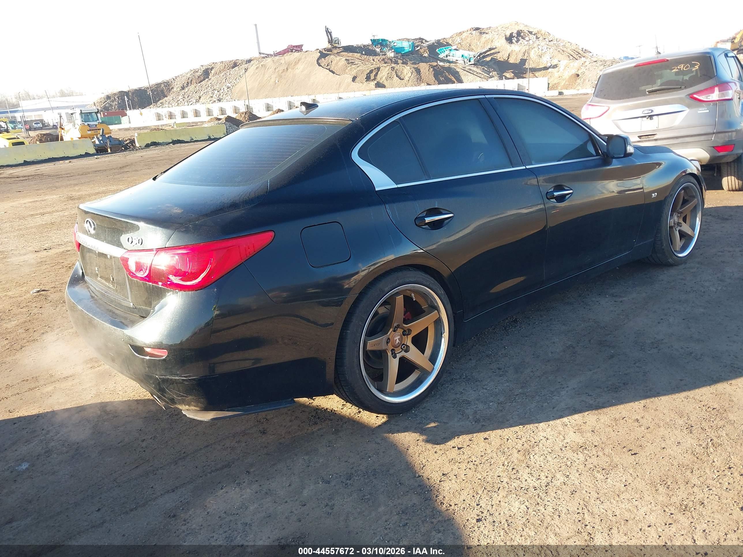 INFINITI Q50 image 4