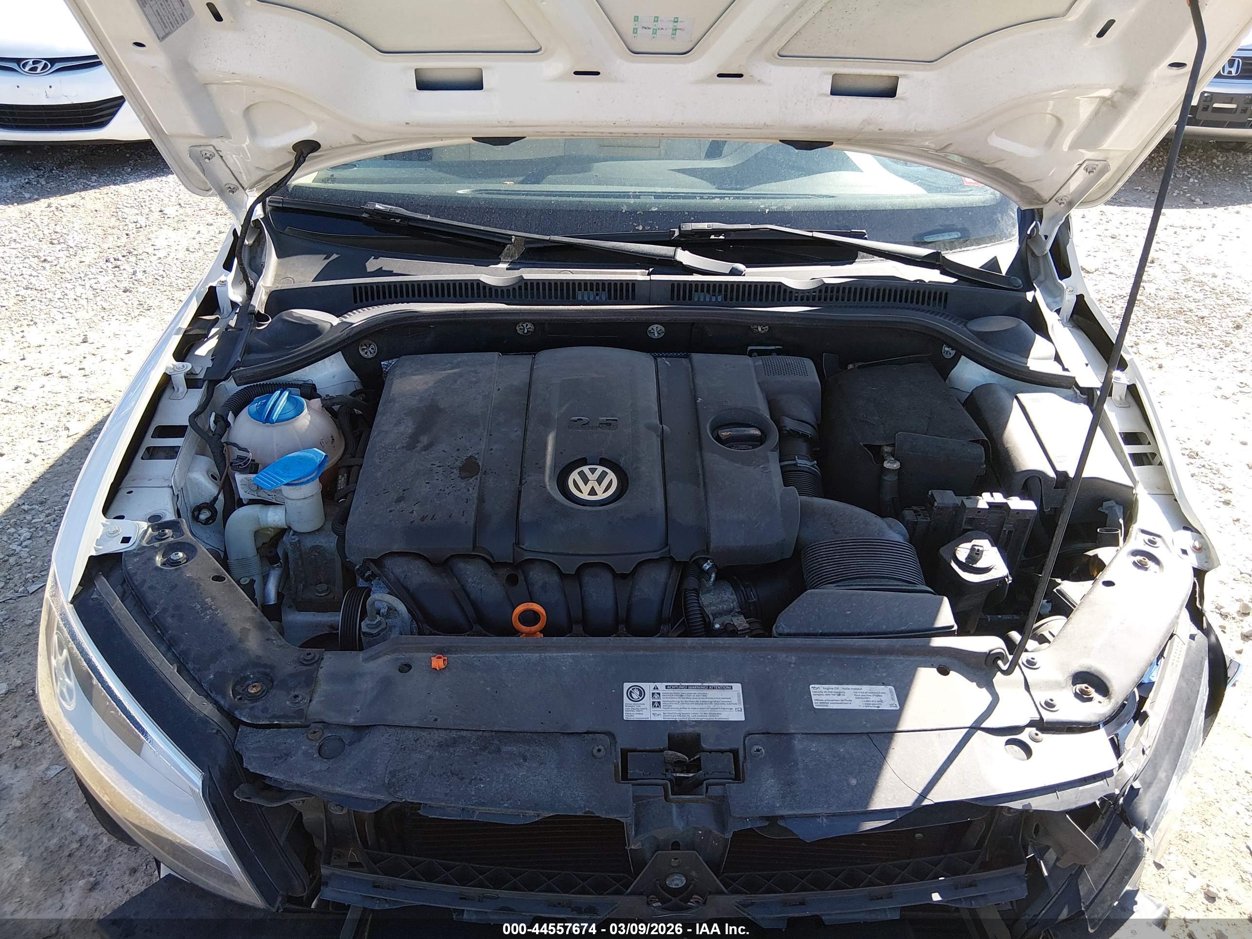 VOLKSWAGEN JETTA image 10