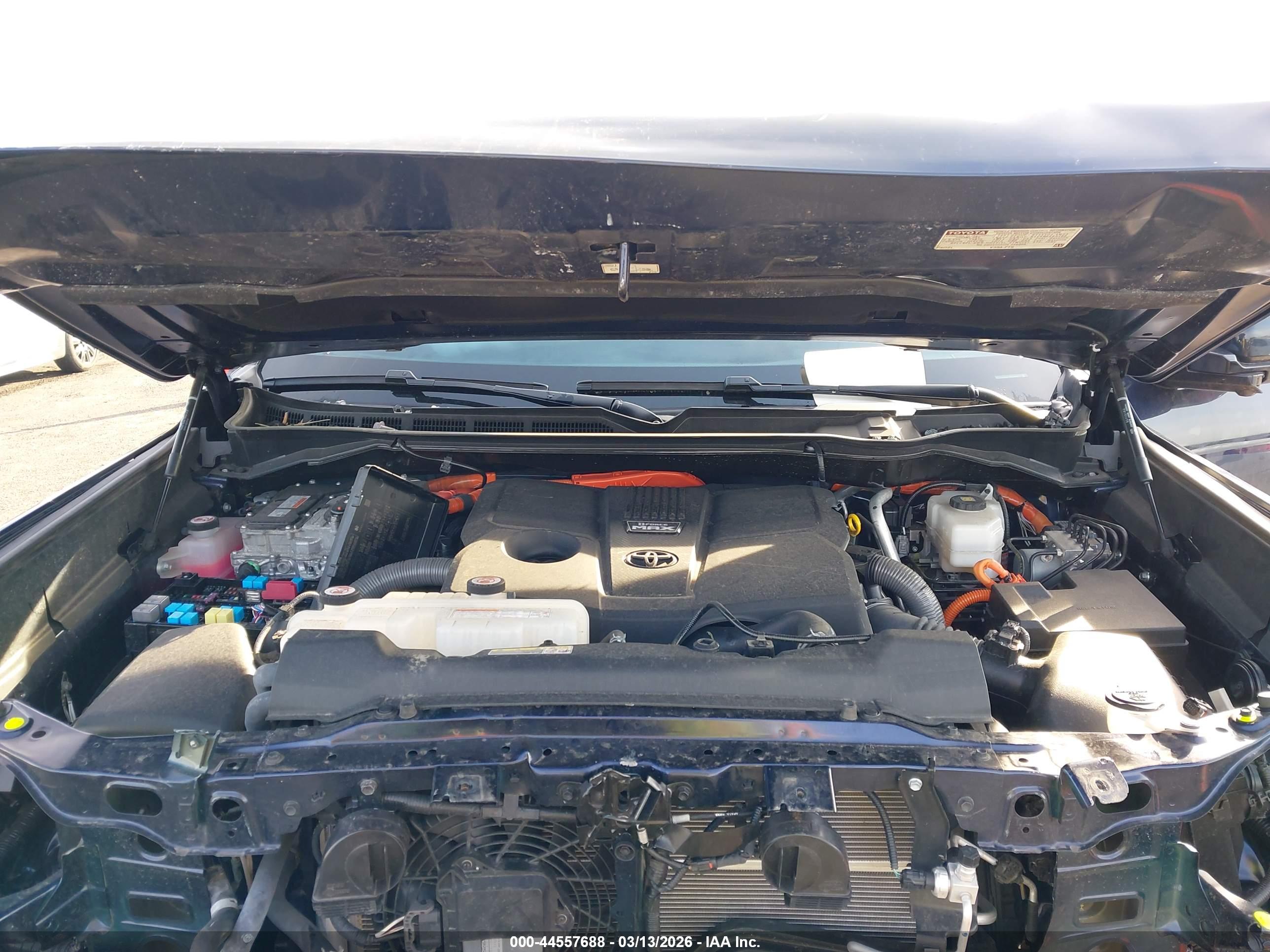 TOYOTA SEQUOIA image 10
