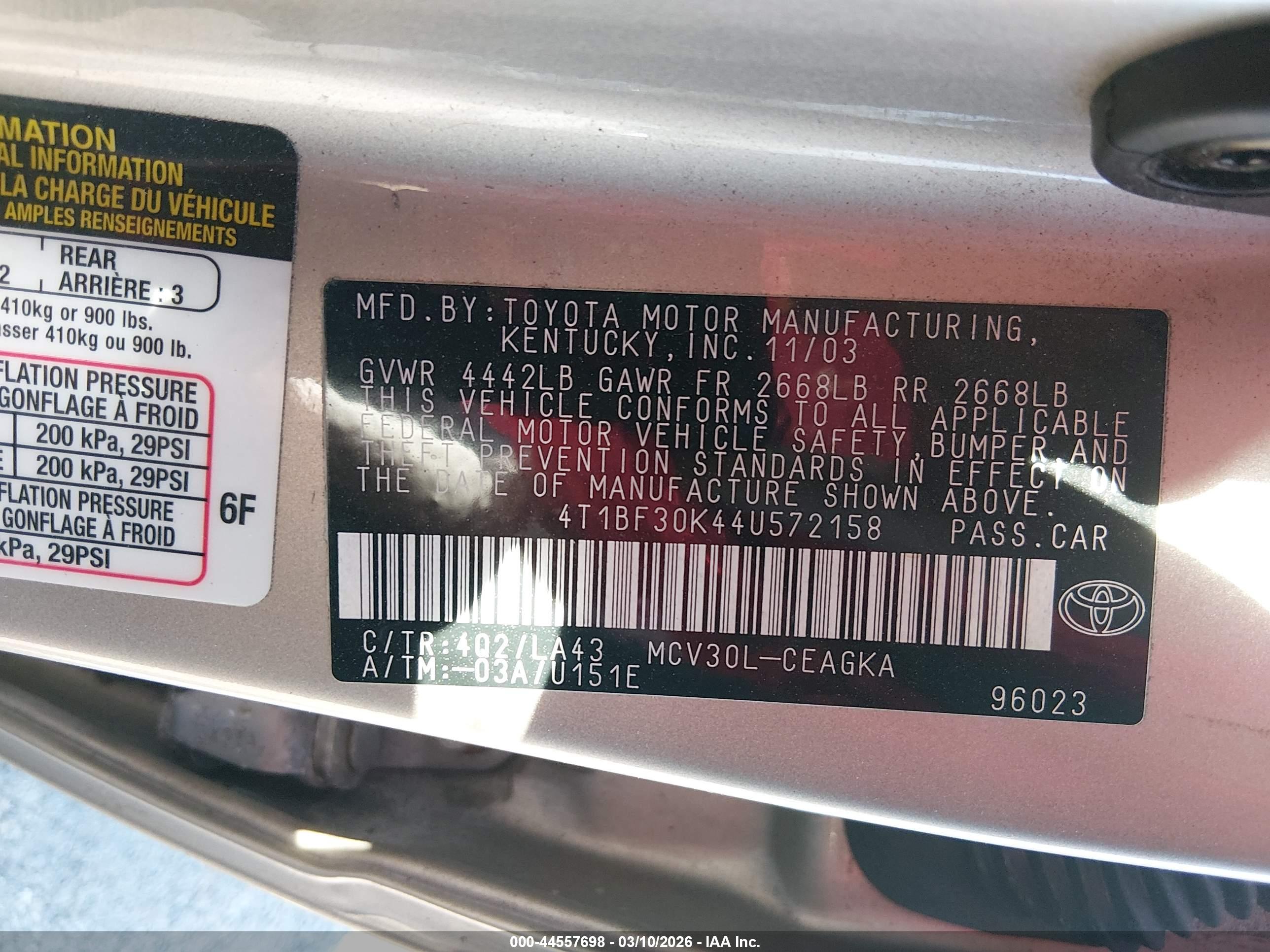 TOYOTA CAMRY image 9