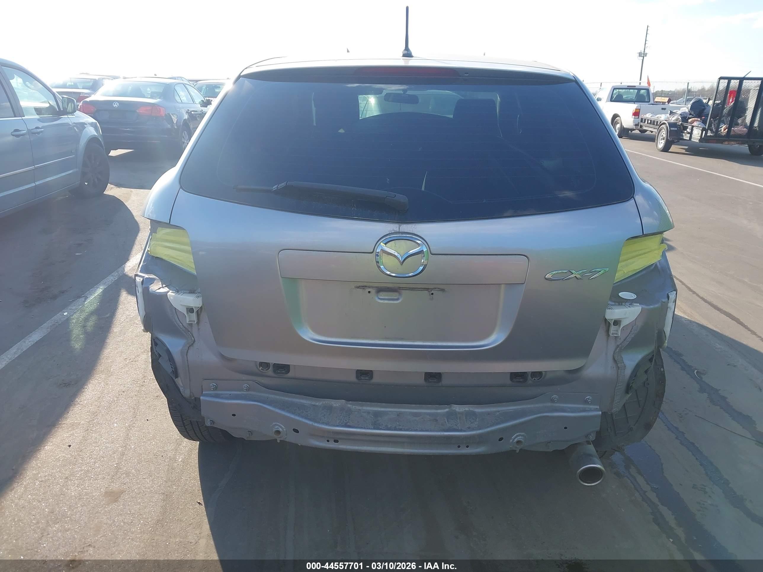 MAZDA CX-7 image 6