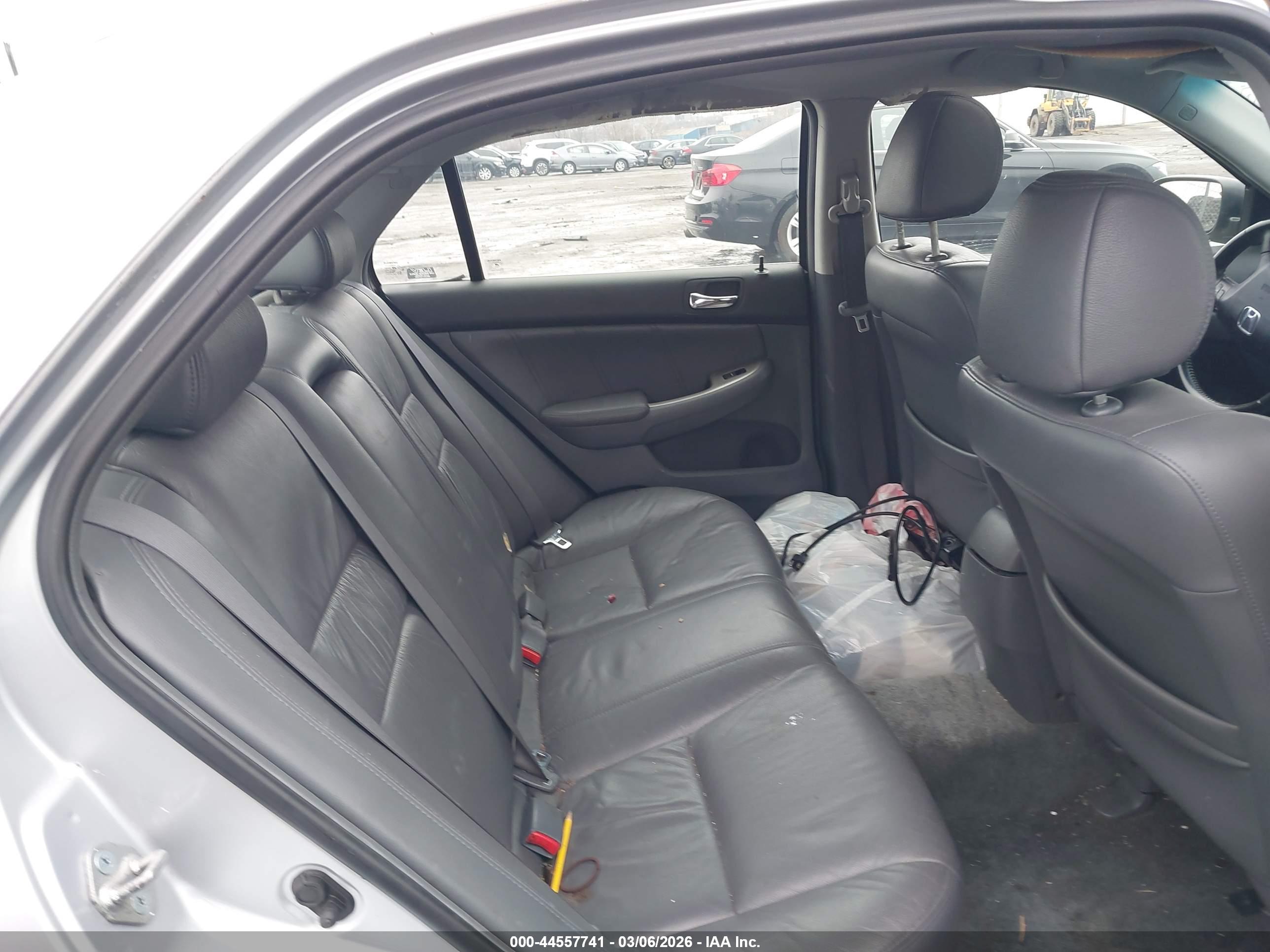 HONDA ACCORD image 8