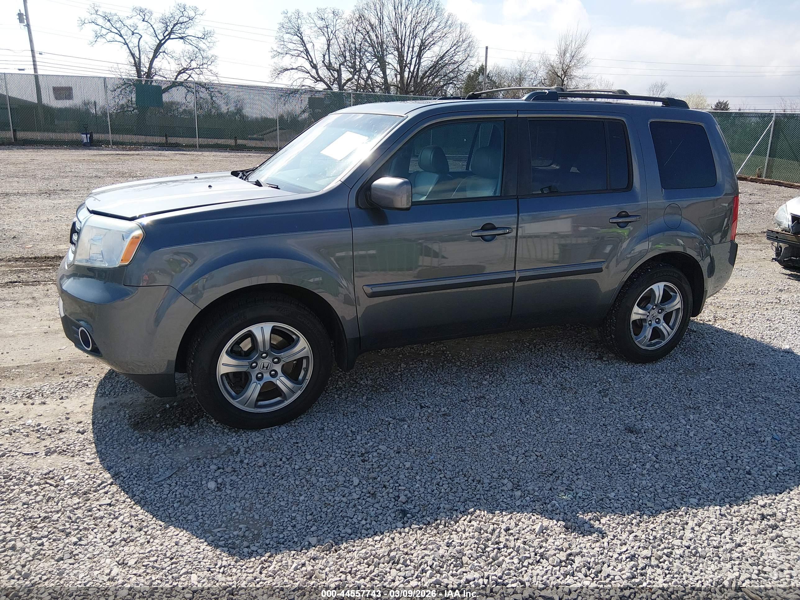 HONDA PILOT image 2