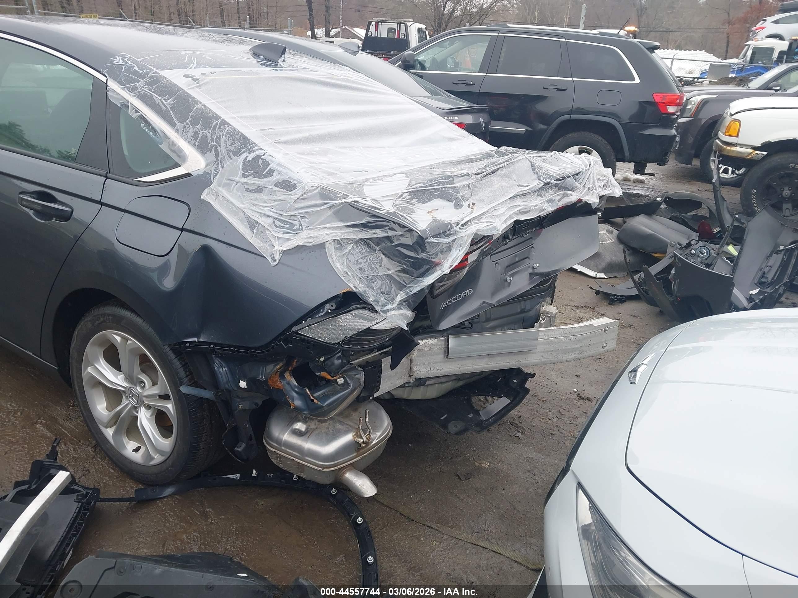 HONDA ACCORD image 6