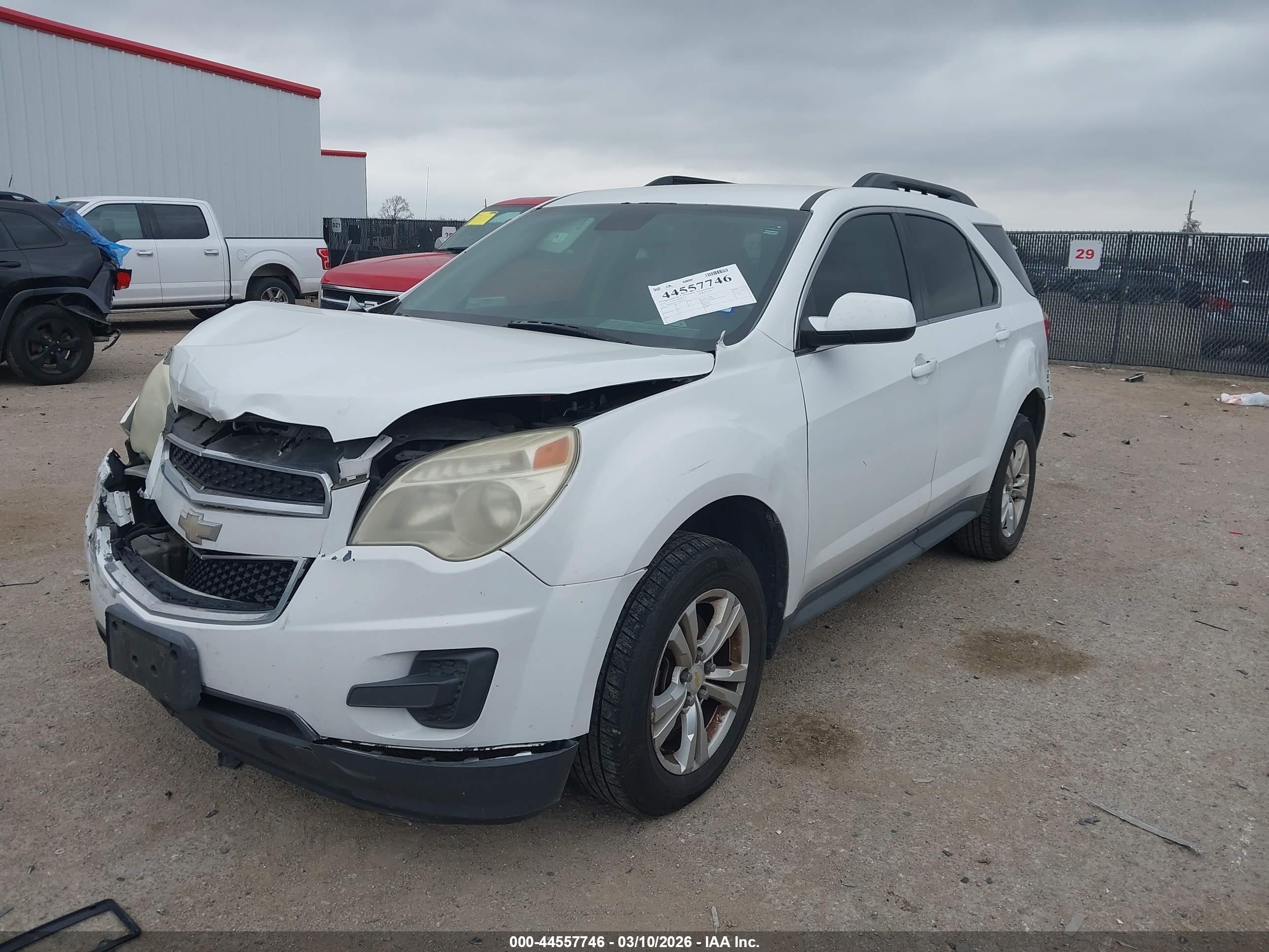 CHEVROLET EQUINOX image 2