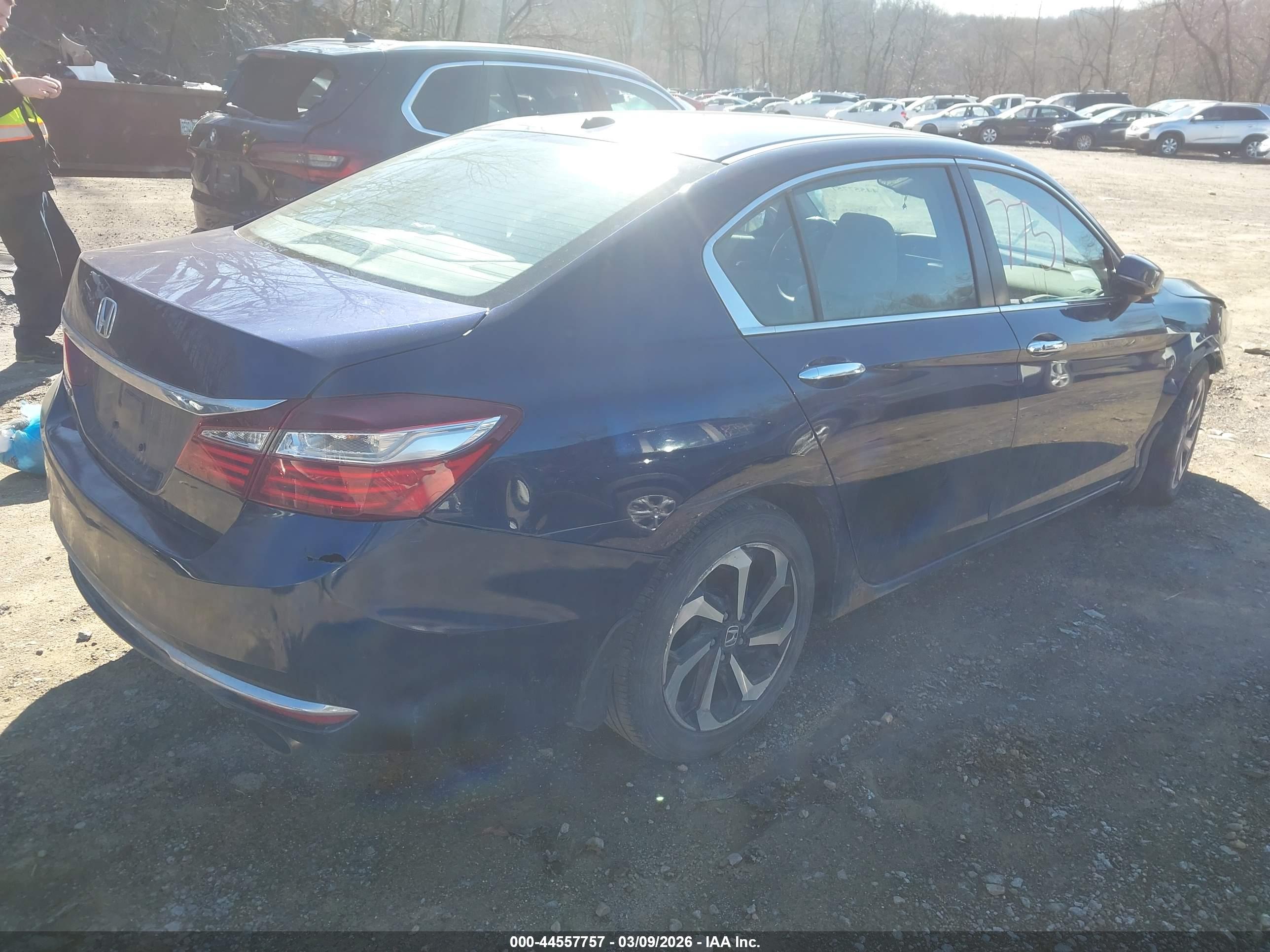 HONDA ACCORD image 4