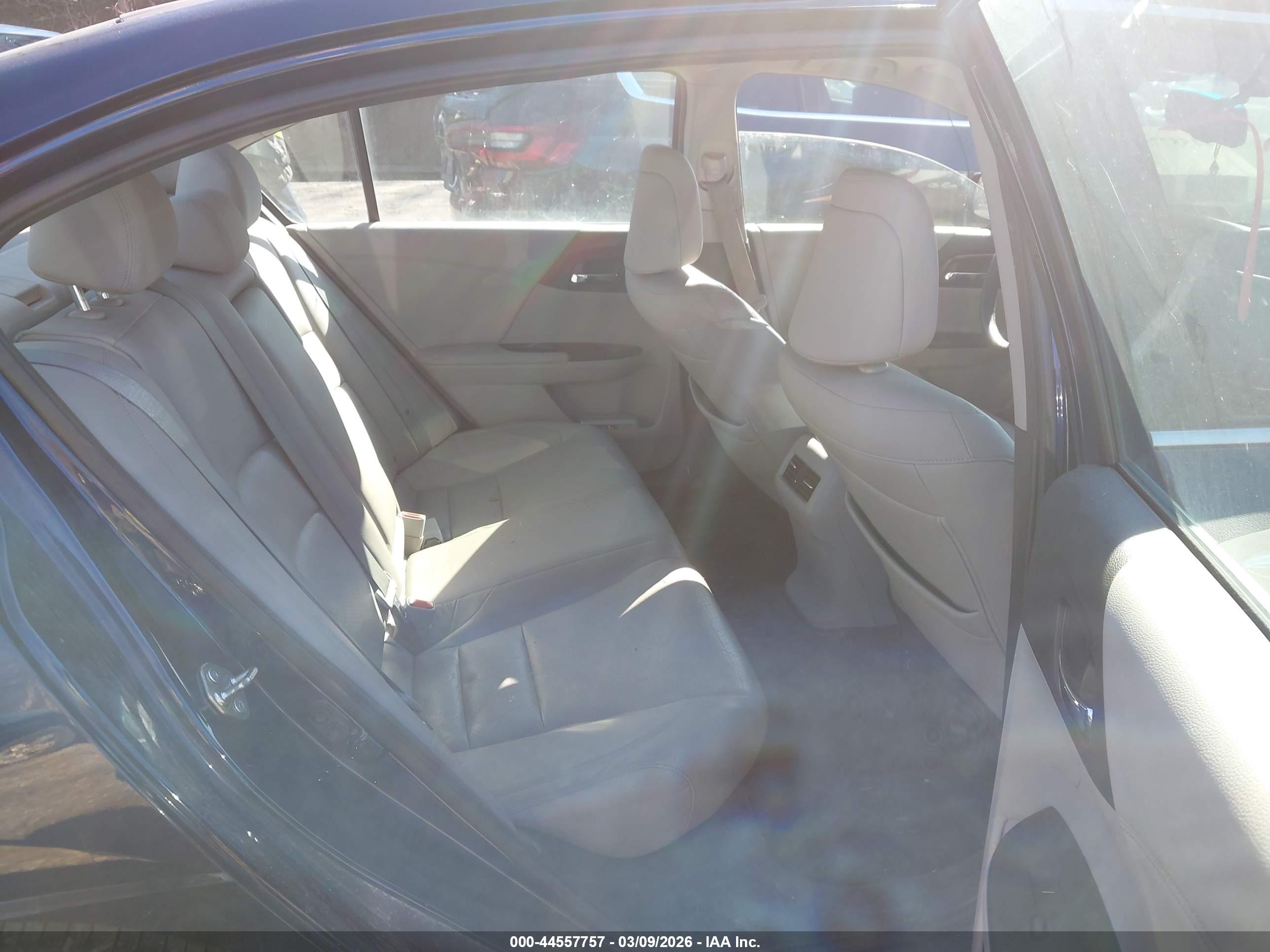 HONDA ACCORD image 8