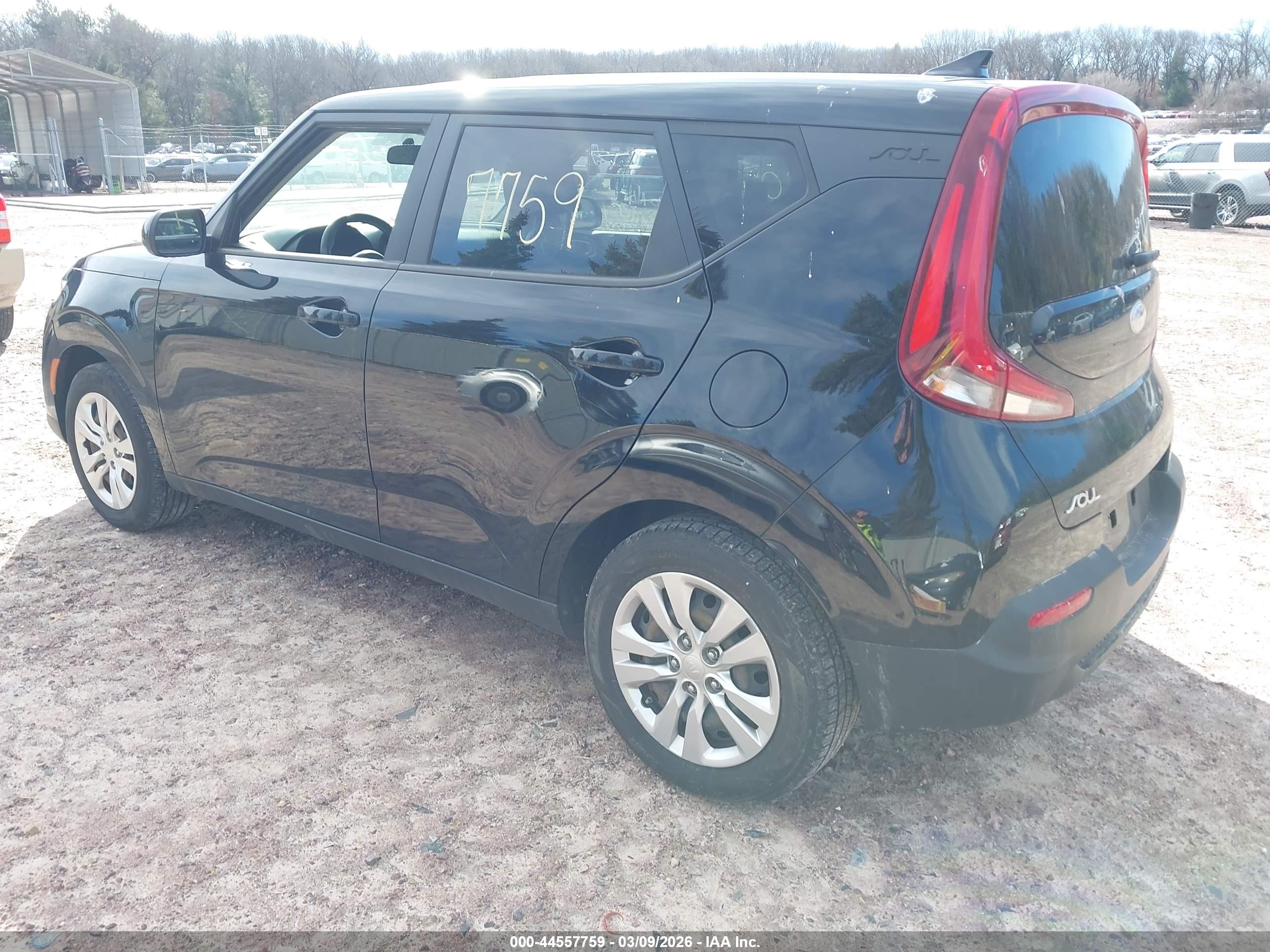 KIA SOUL image 3