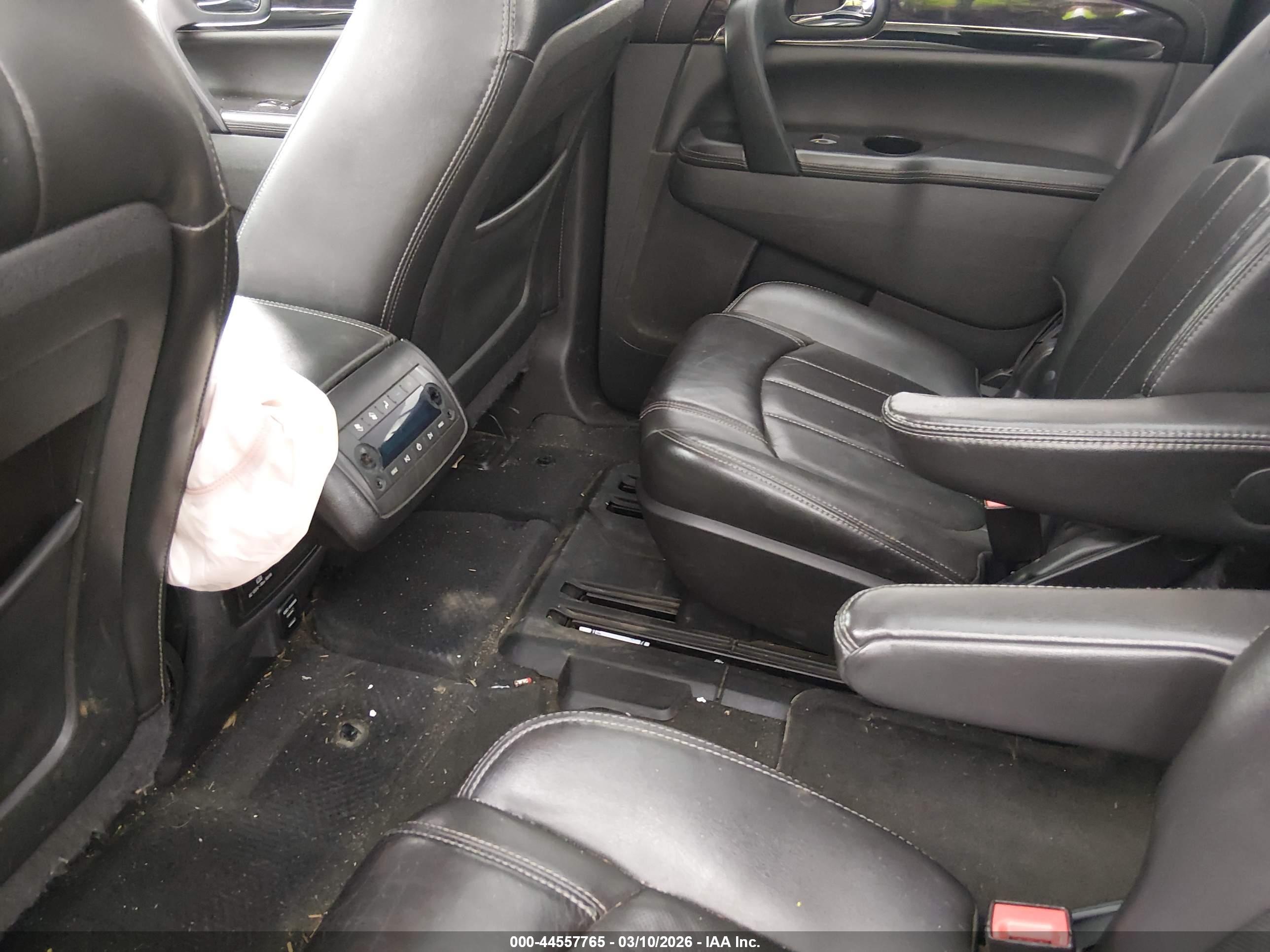 BUICK ENCLAVE image 8