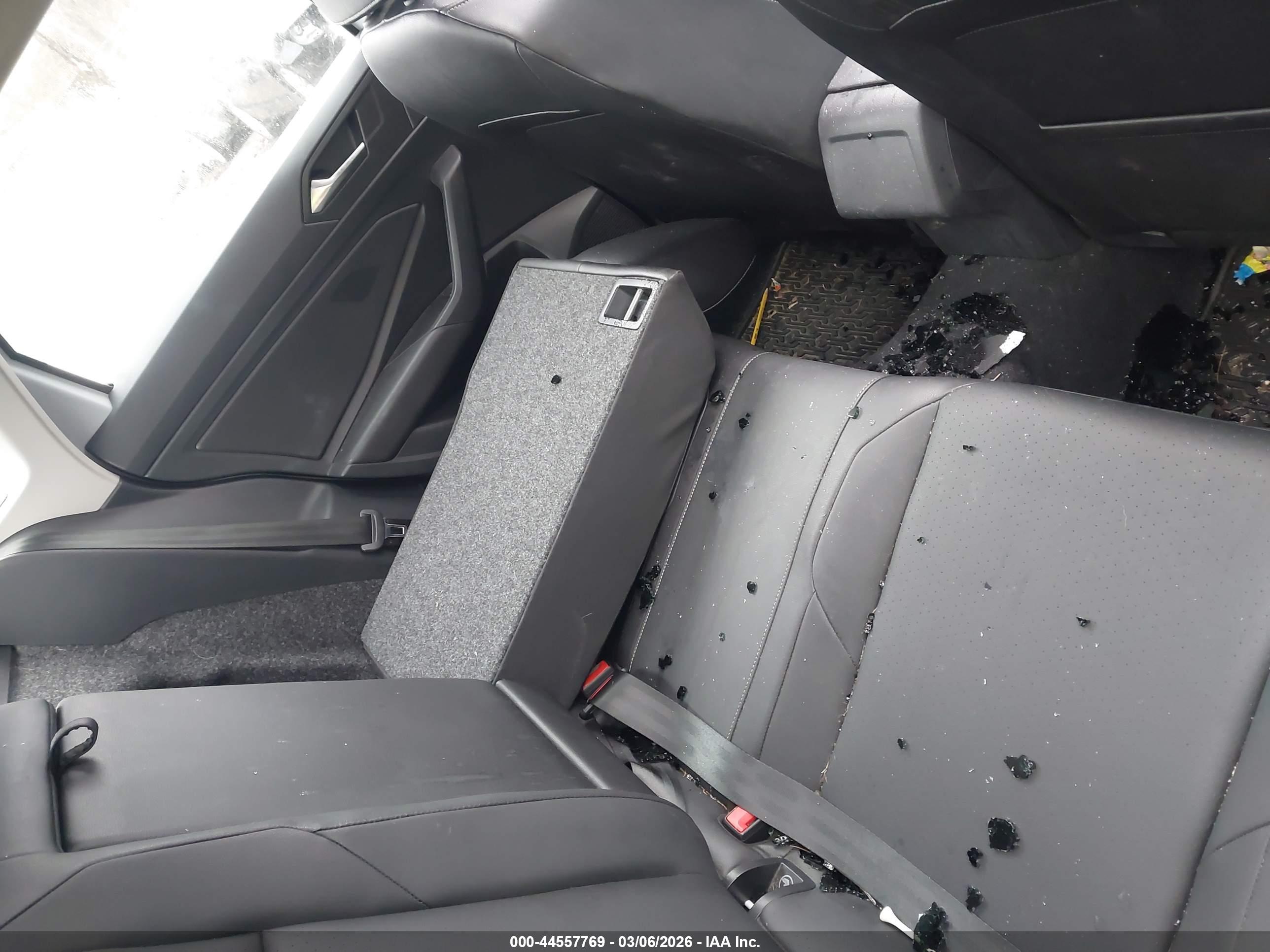 VOLKSWAGEN JETTA image 8