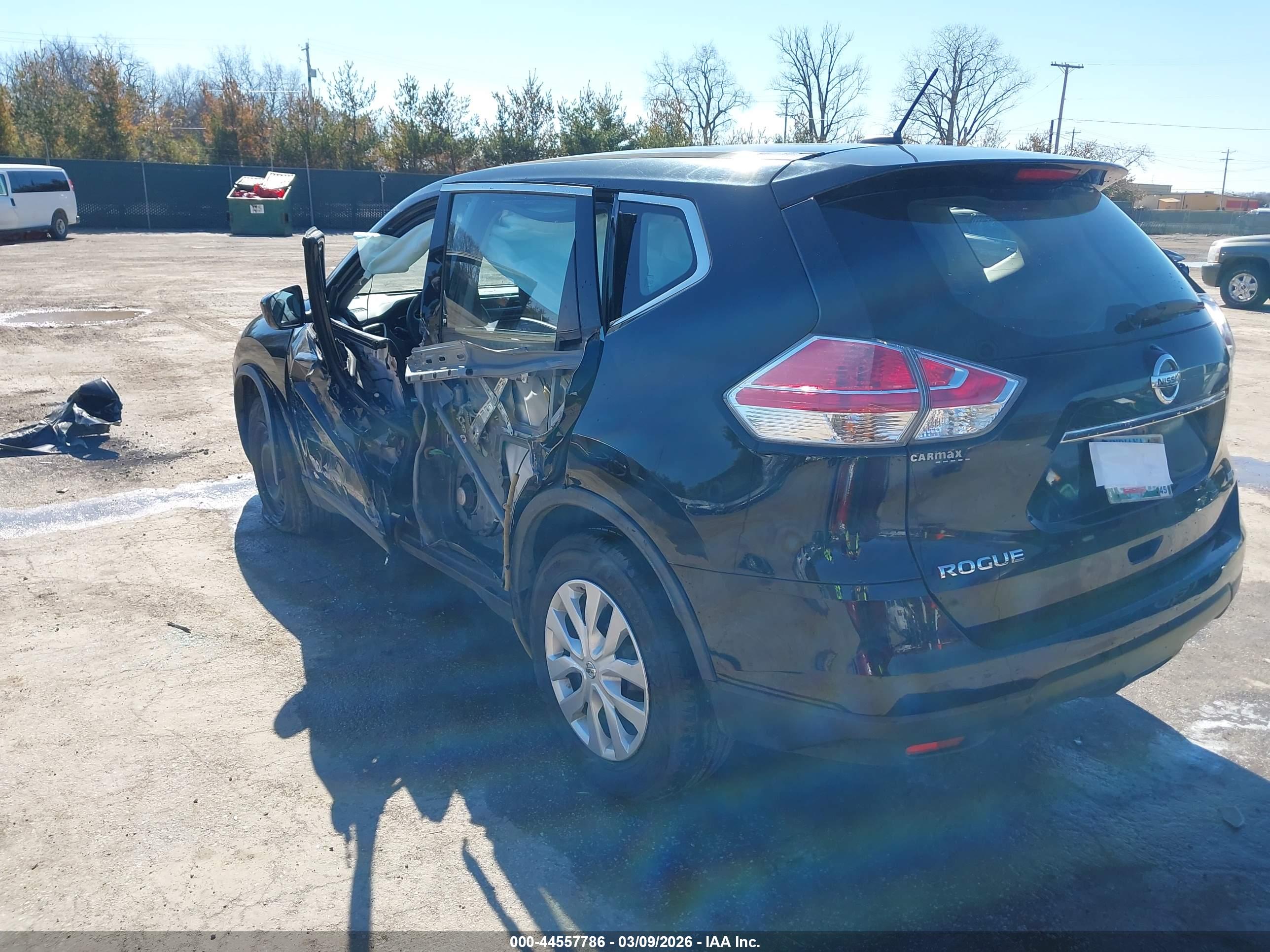 NISSAN ROGUE image 3