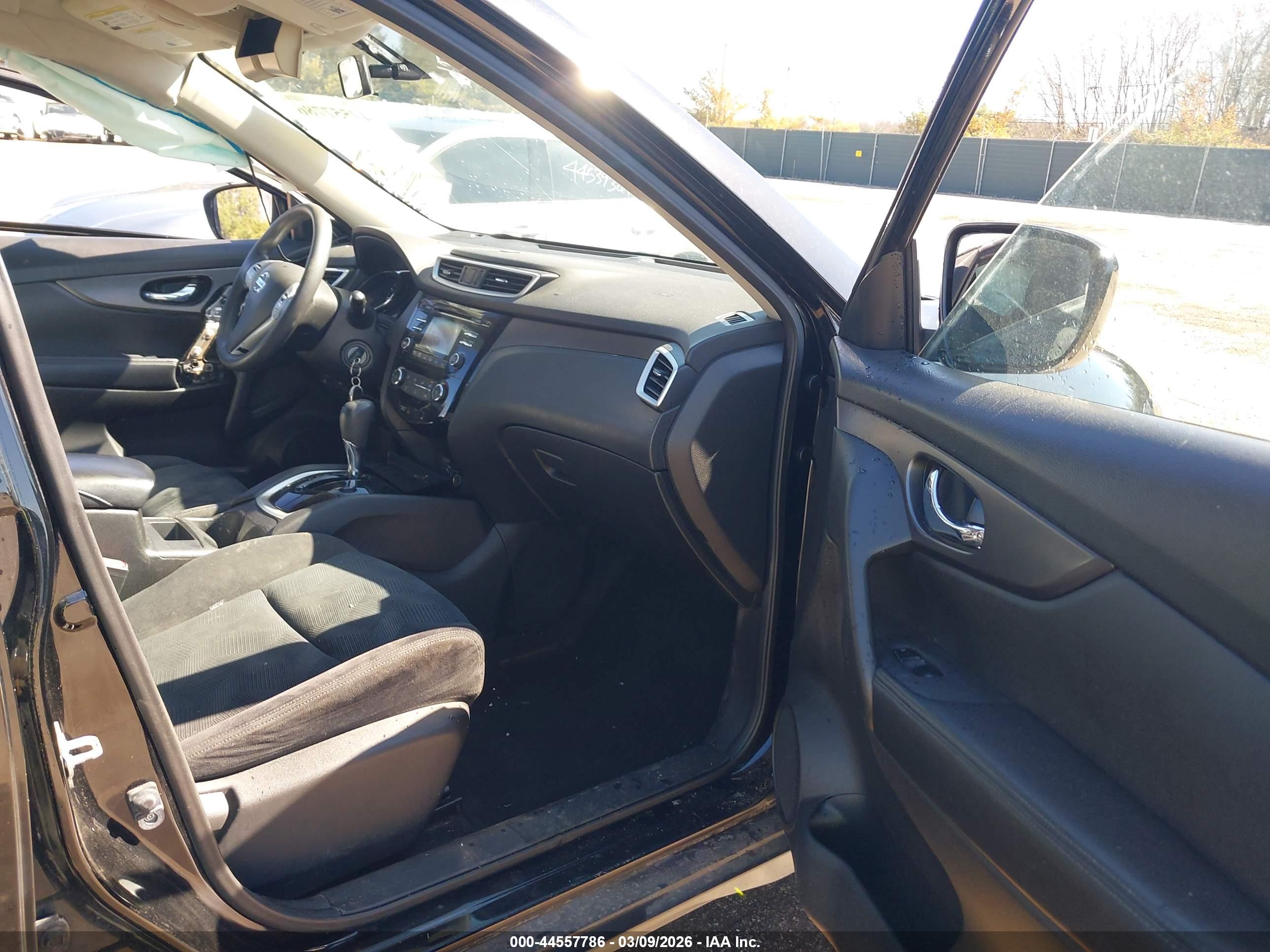 NISSAN ROGUE image 5