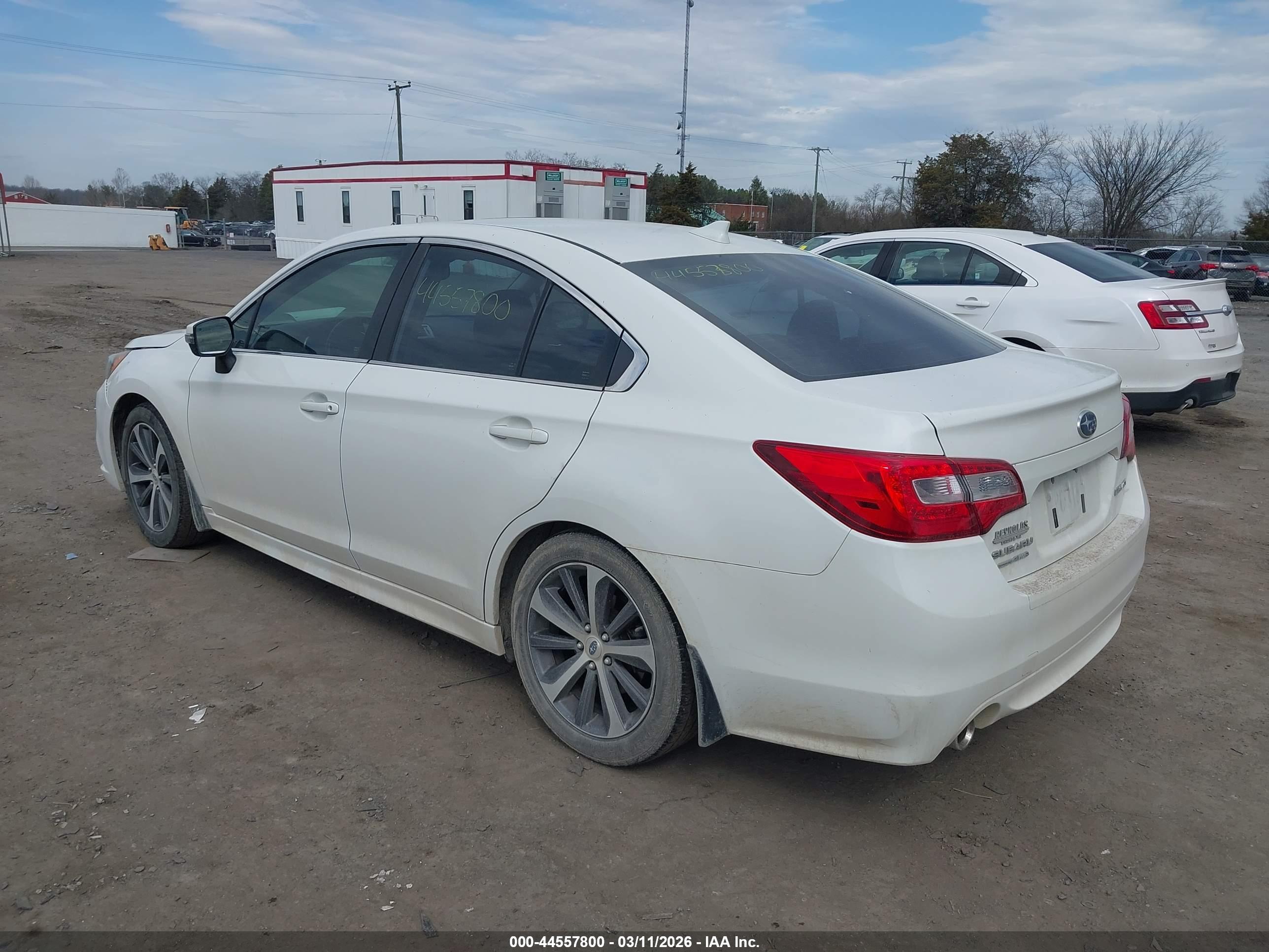 SUBARU LEGACY image 3
