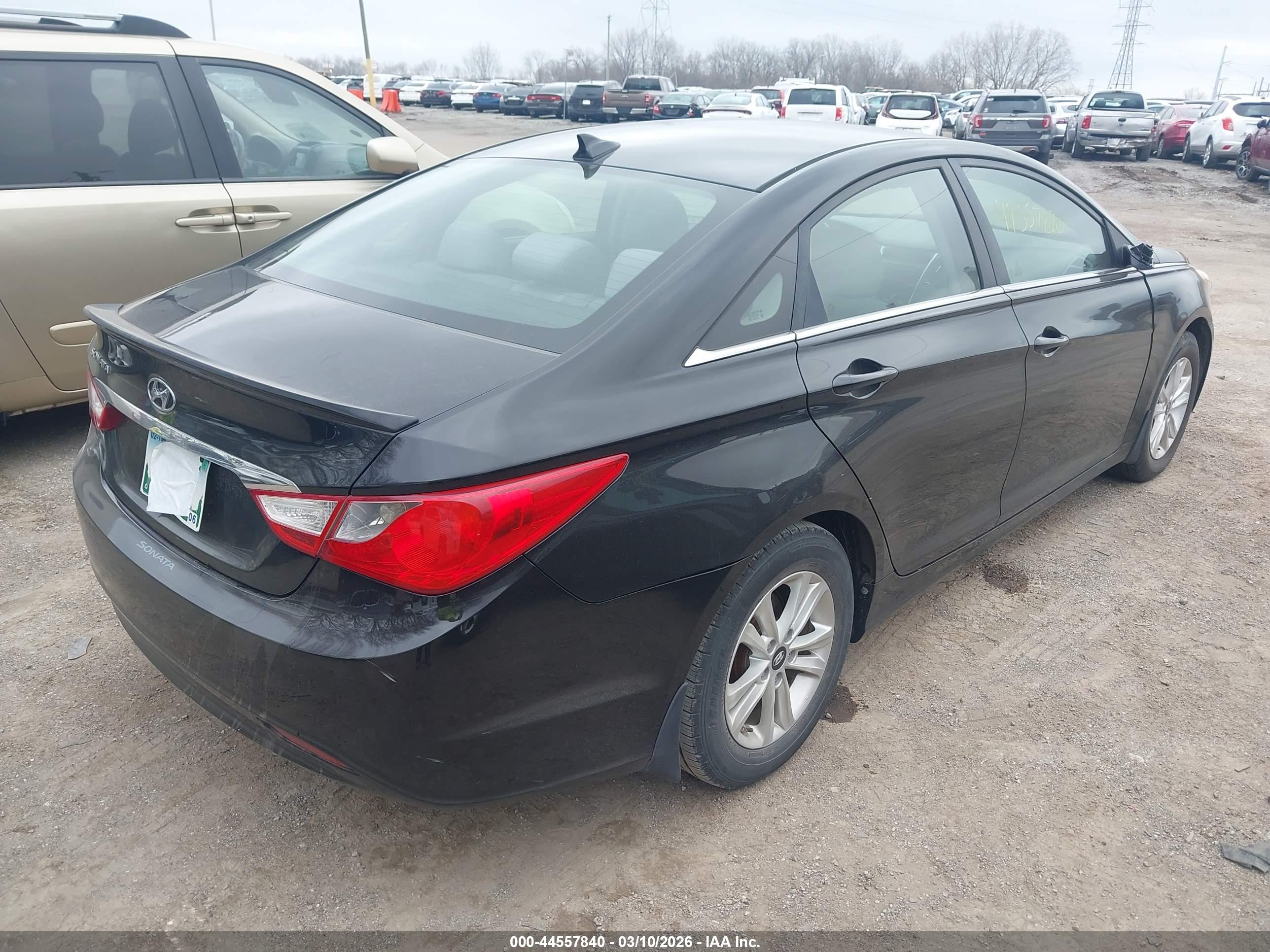 HYUNDAI SONATA image 4