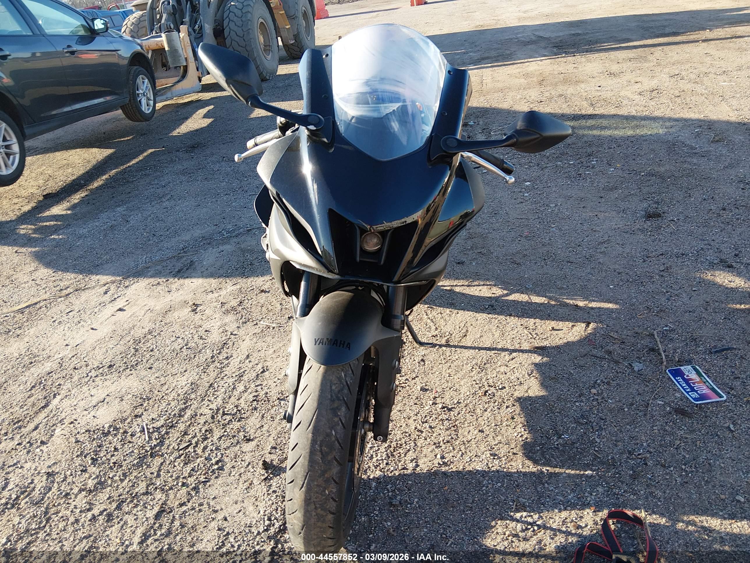 YAMAHA YZFR7 image 5