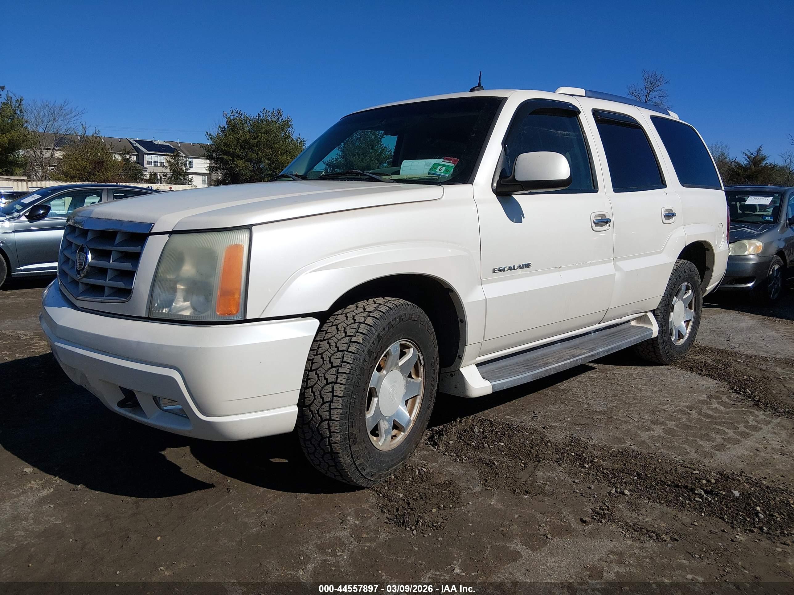 CADILLAC ESCALADE image 2