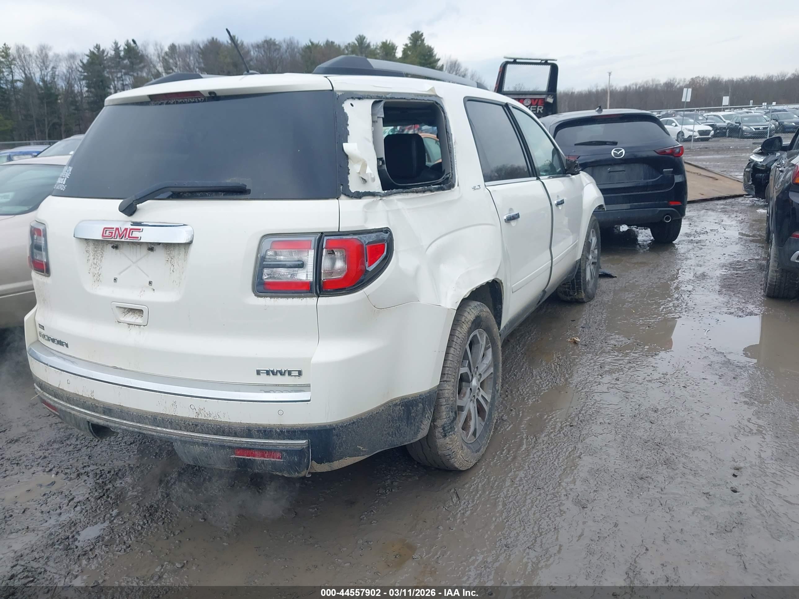 GMC ACADIA image 4