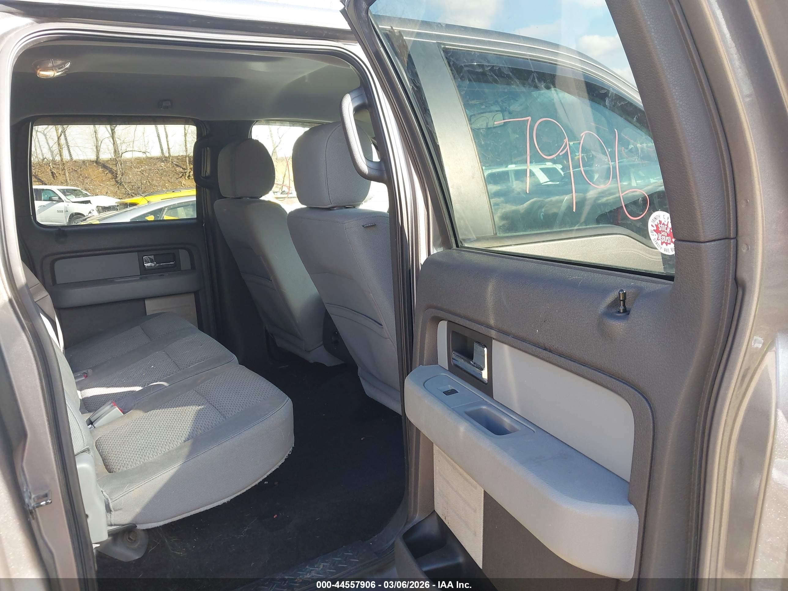 FORD F-150 image 8