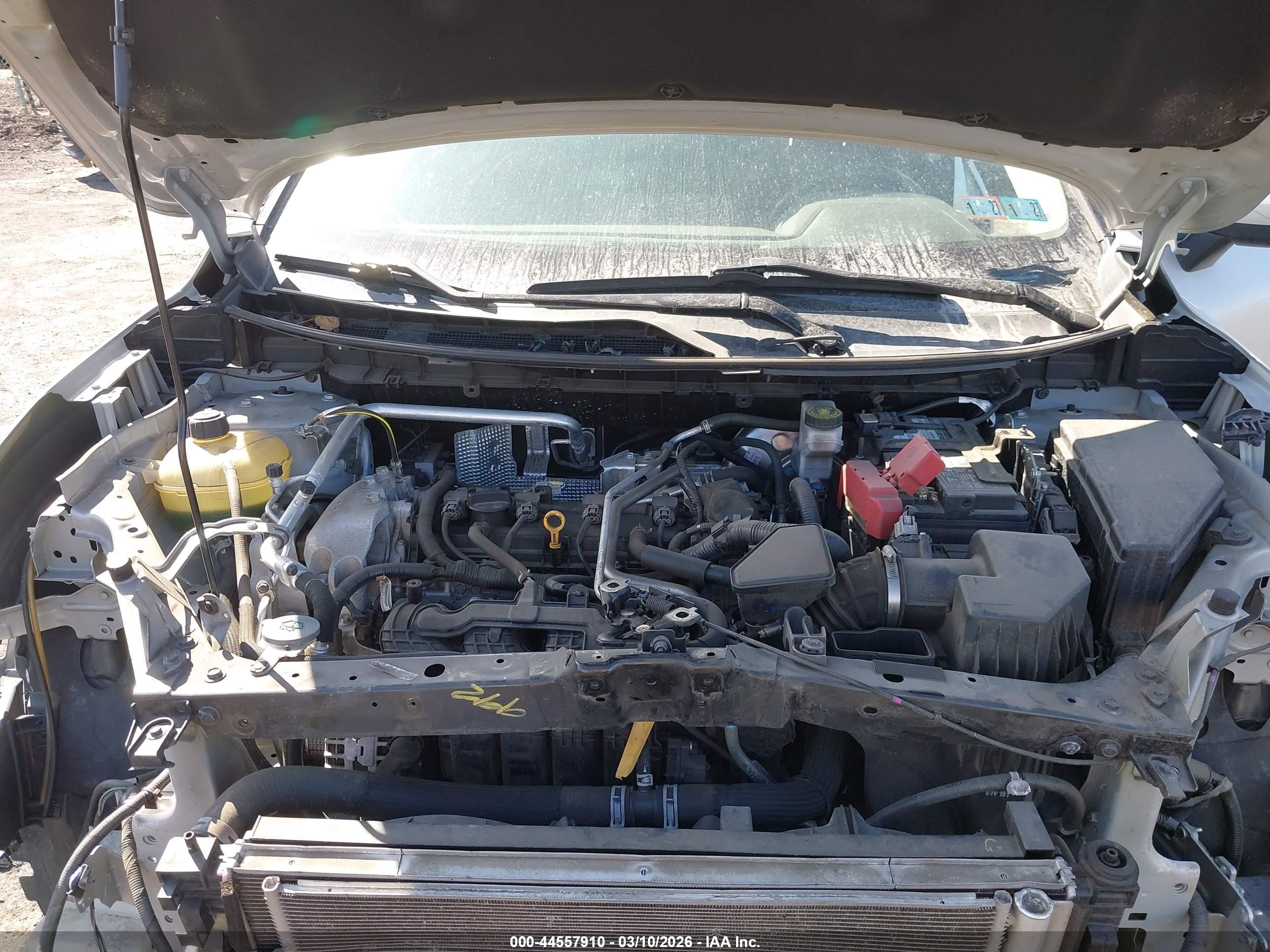 NISSAN ROGUE image 10