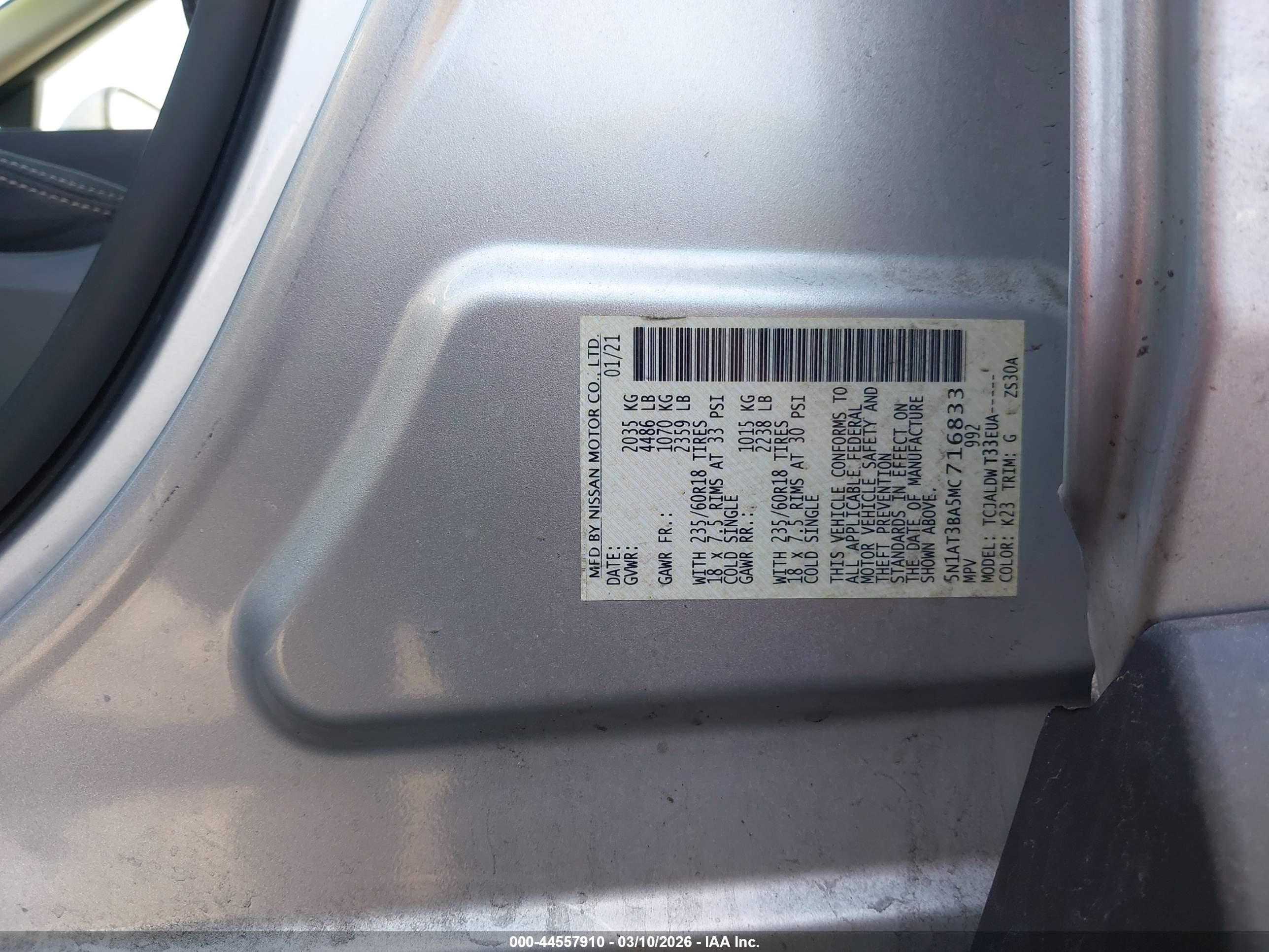 NISSAN ROGUE image 9