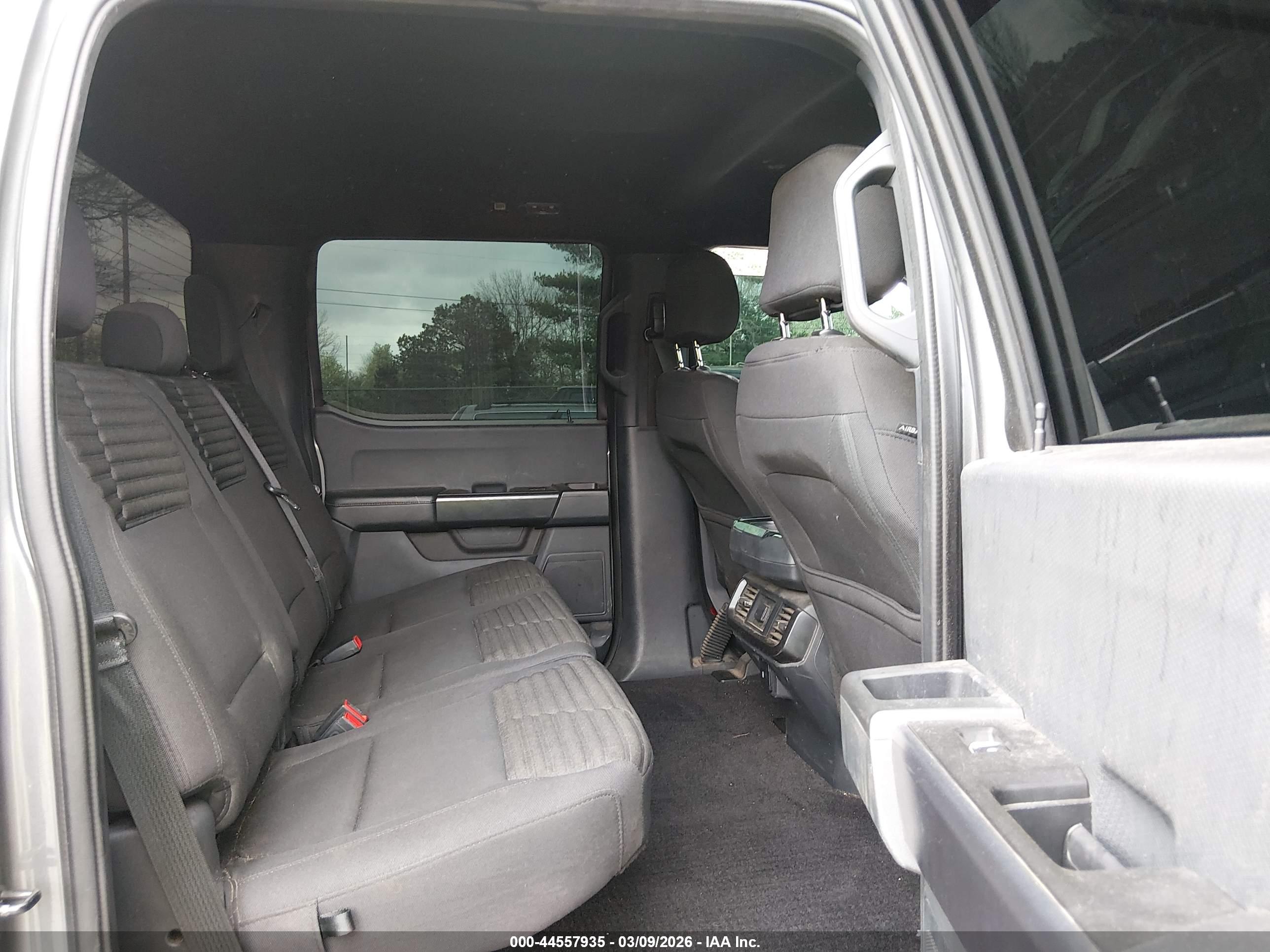 FORD F-150 image 8