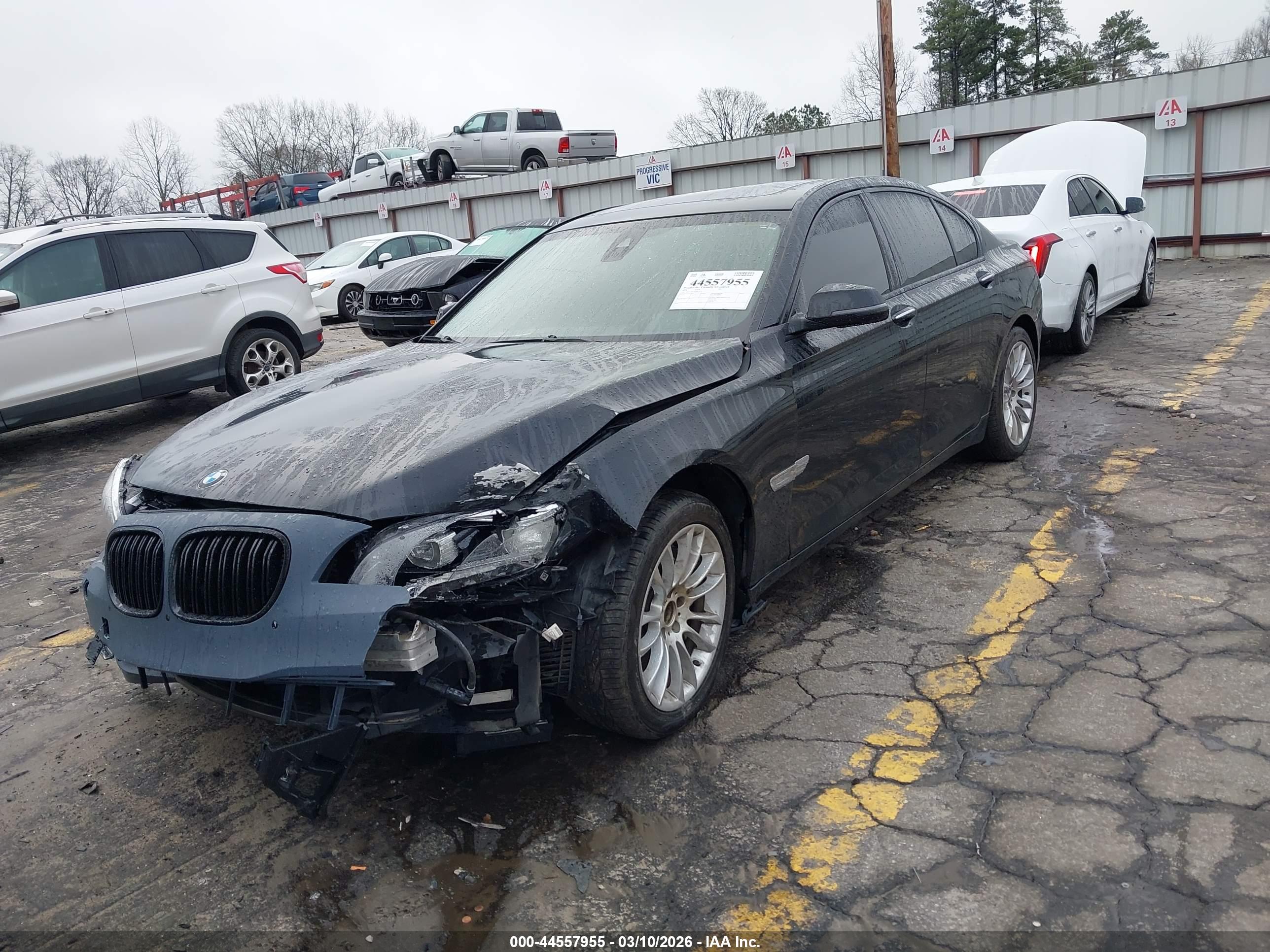 BMW 750I image 6