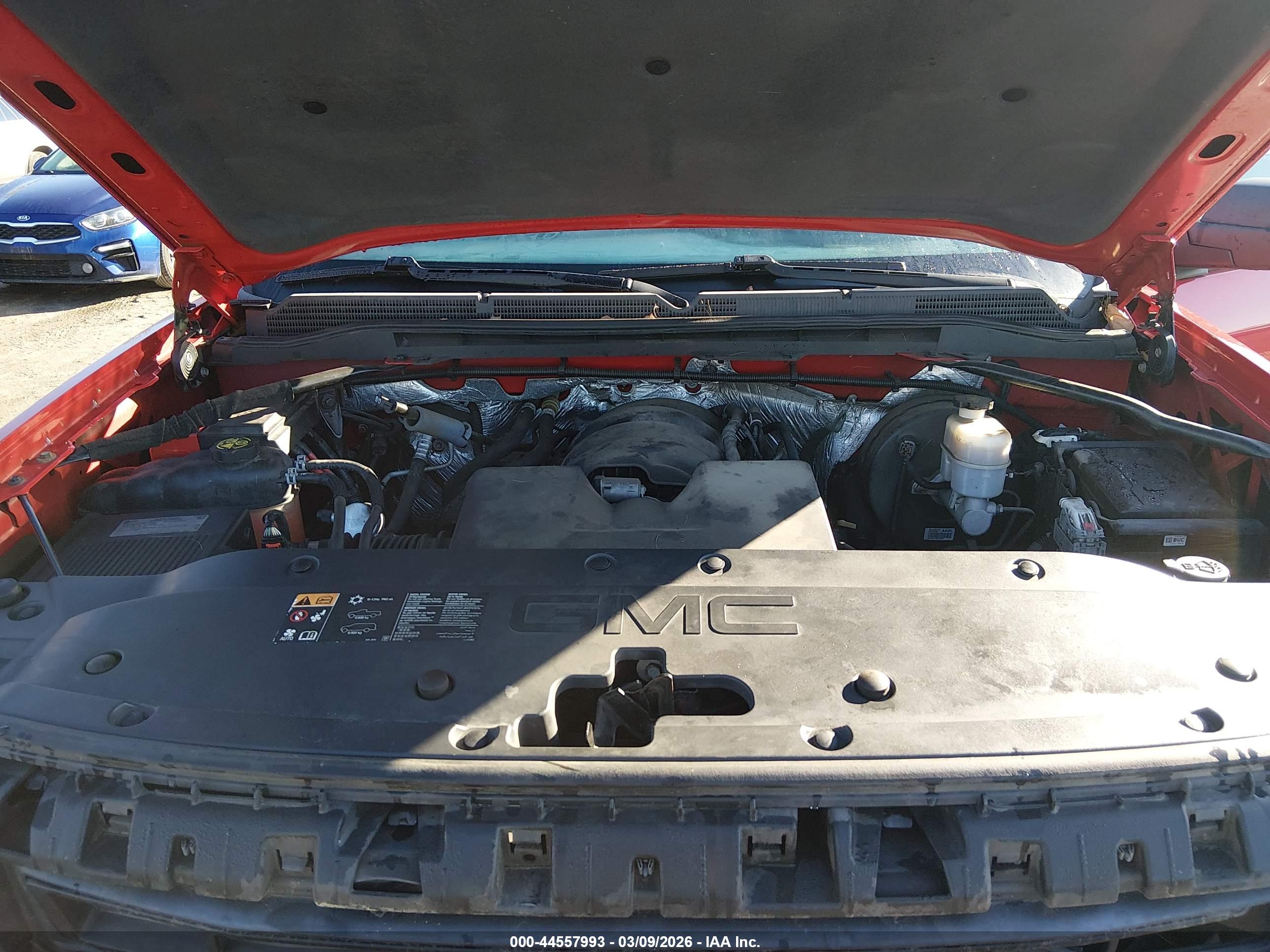 GMC SIERRA image 10