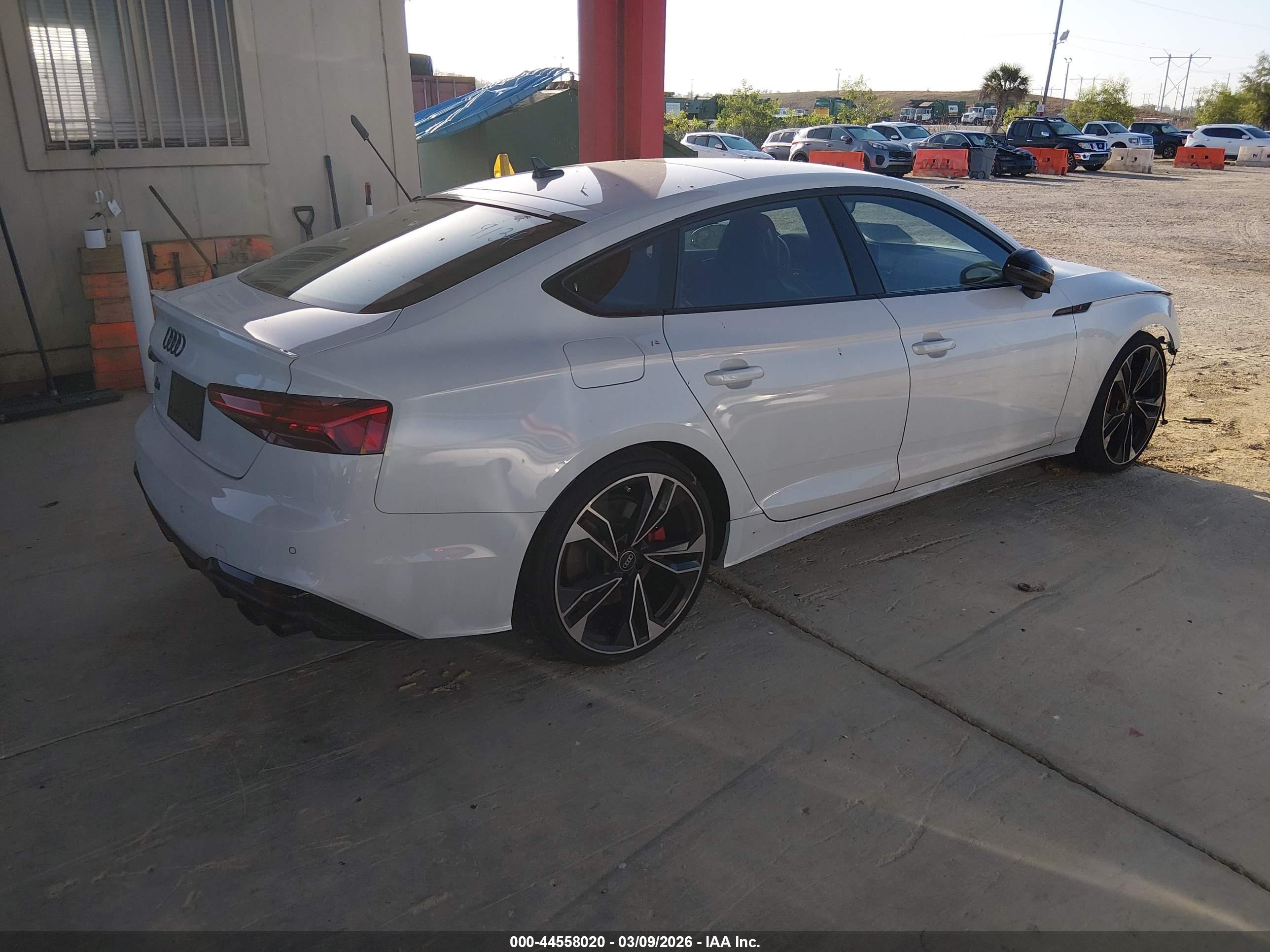 AUDI S5 image 4
