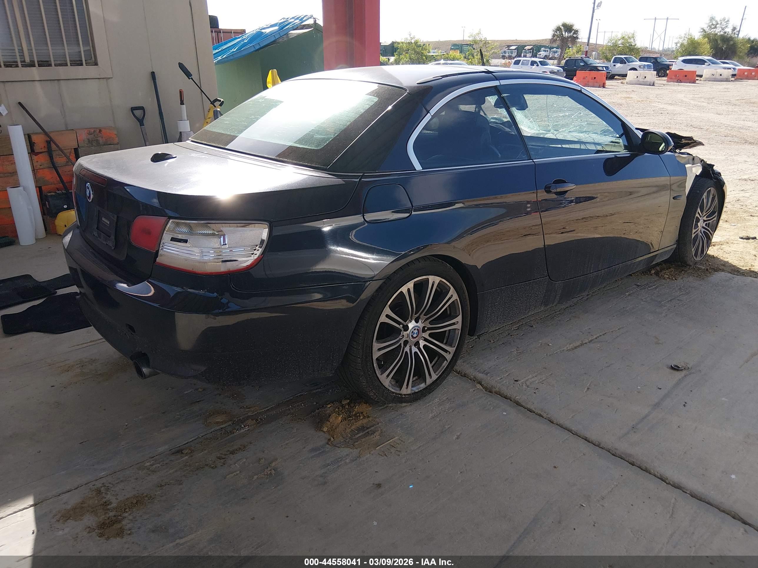 BMW 335I image 4