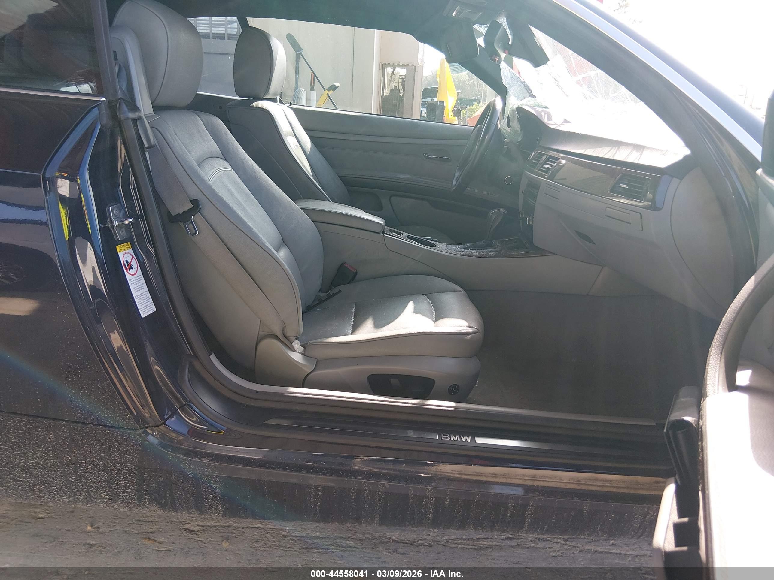 BMW 335I image 5