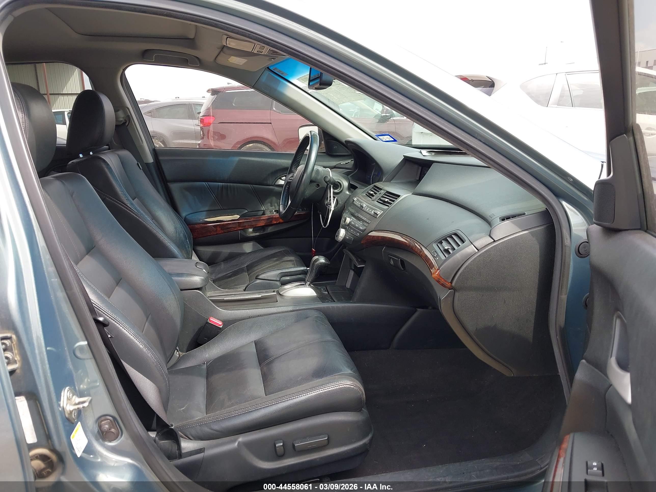 HONDA CROSSTOUR image 5