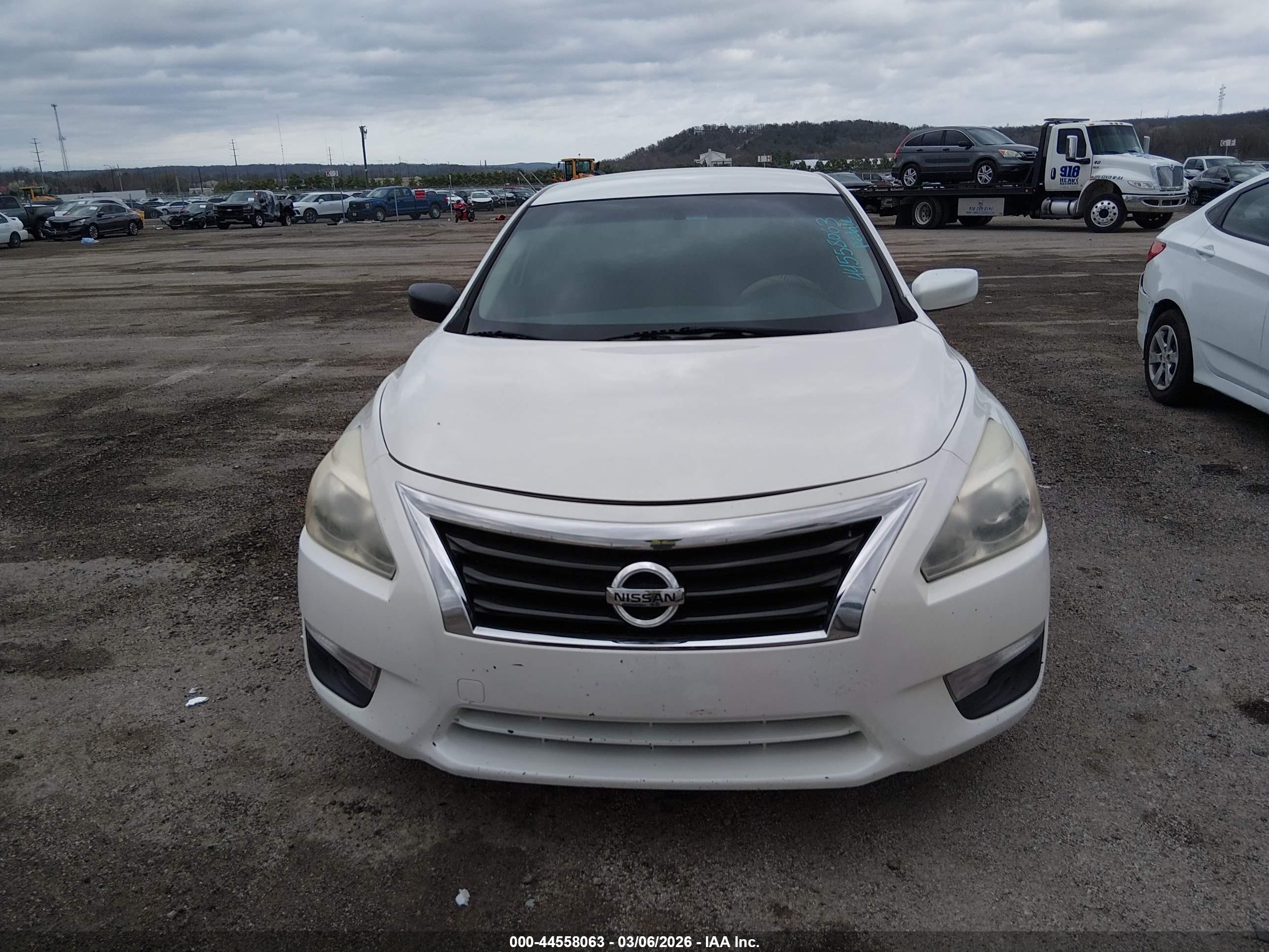 NISSAN ALTIMA image 6