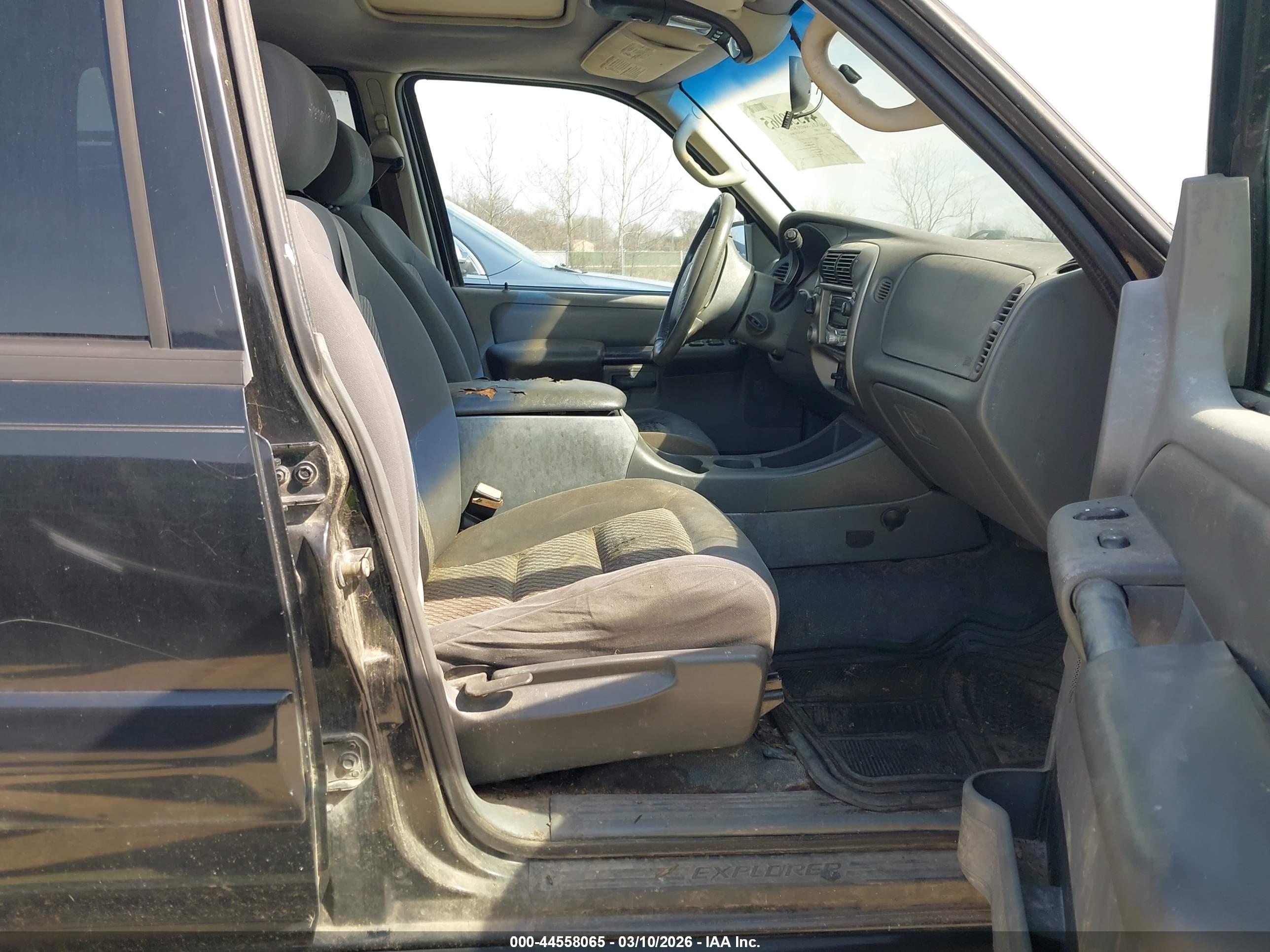 FORD EXPLORER image 5