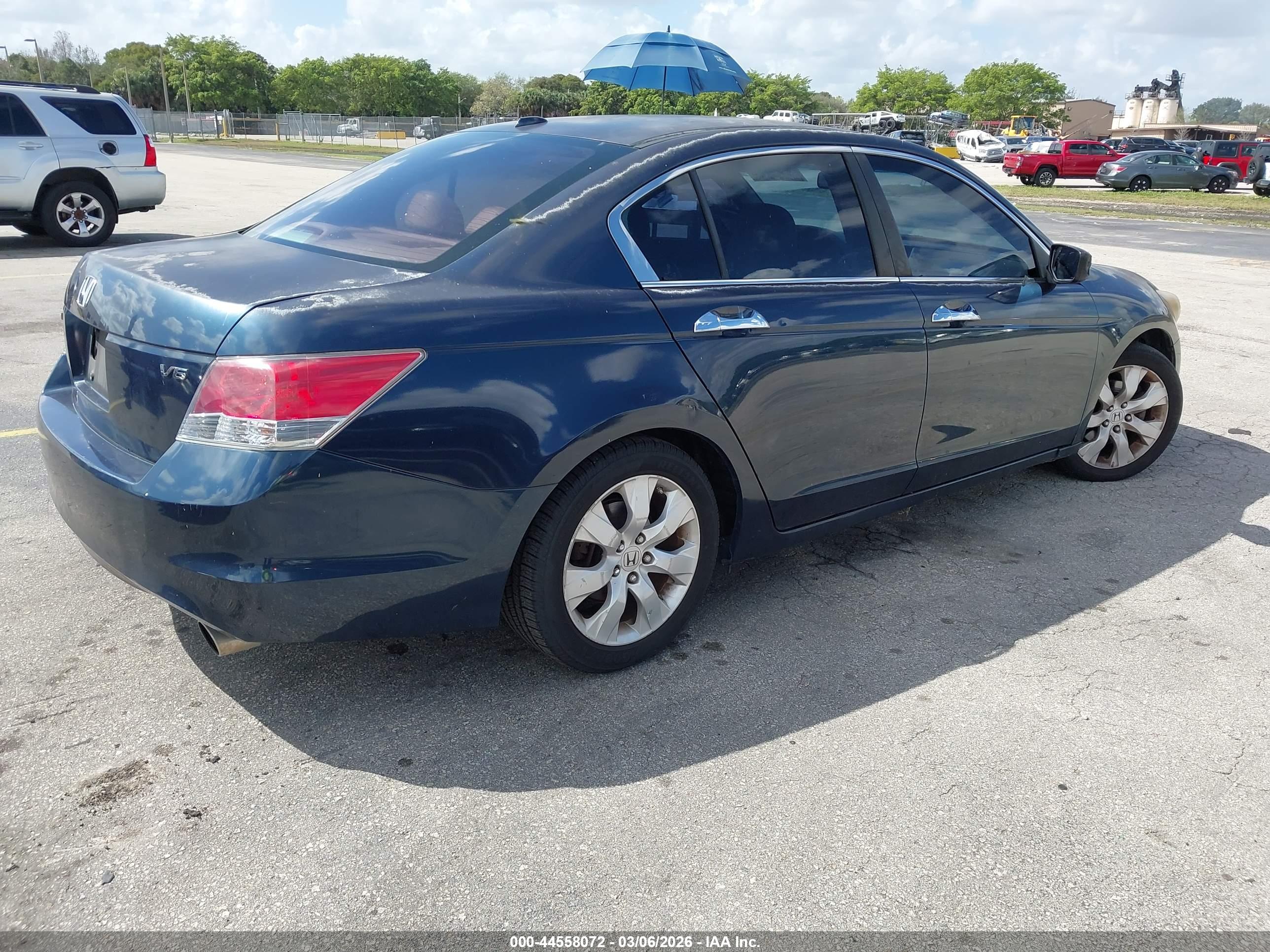 HONDA ACCORD image 4