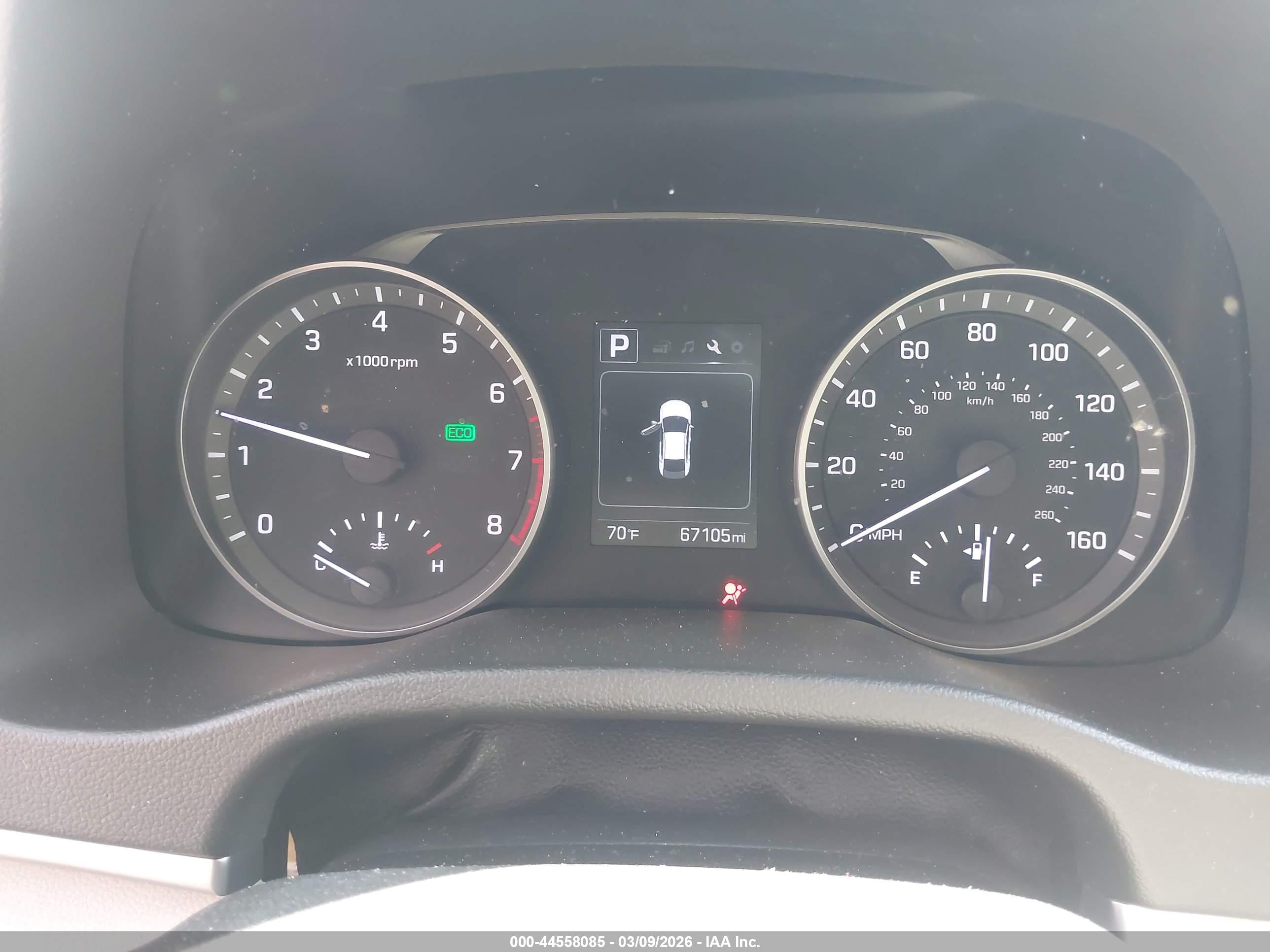 HYUNDAI ELANTRA image 7