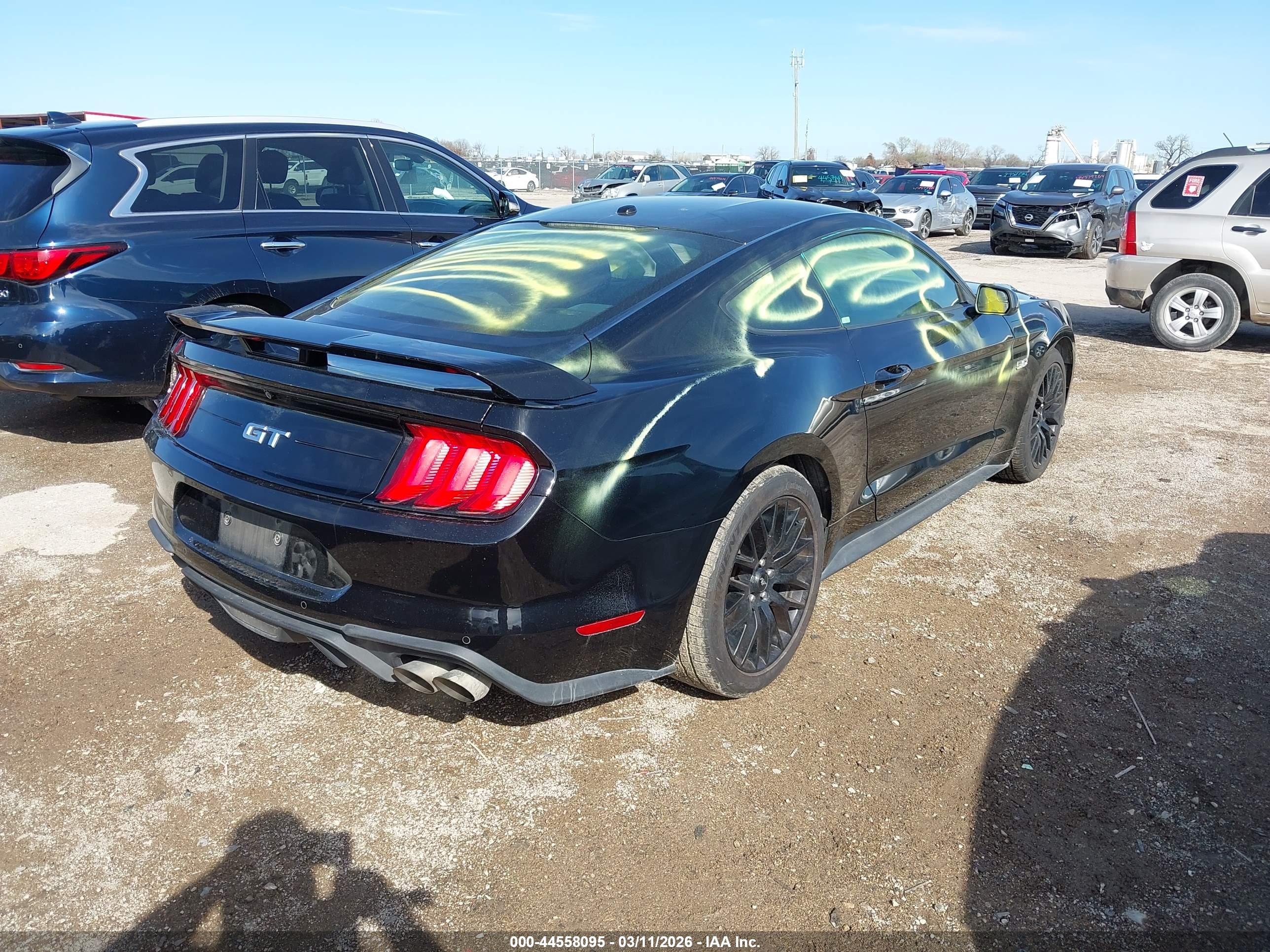 FORD MUSTANG image 4