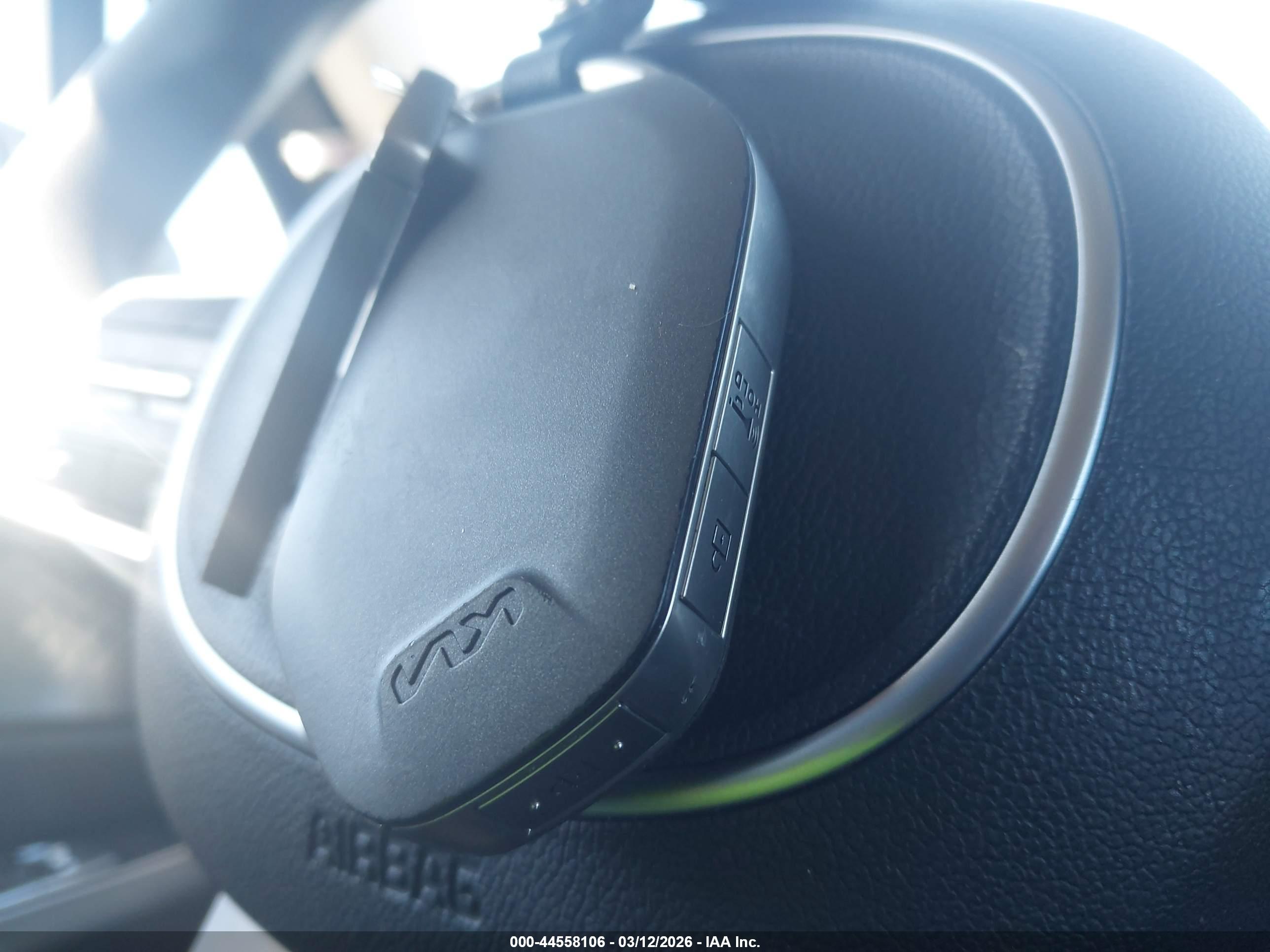 KIA SORENTO image 11