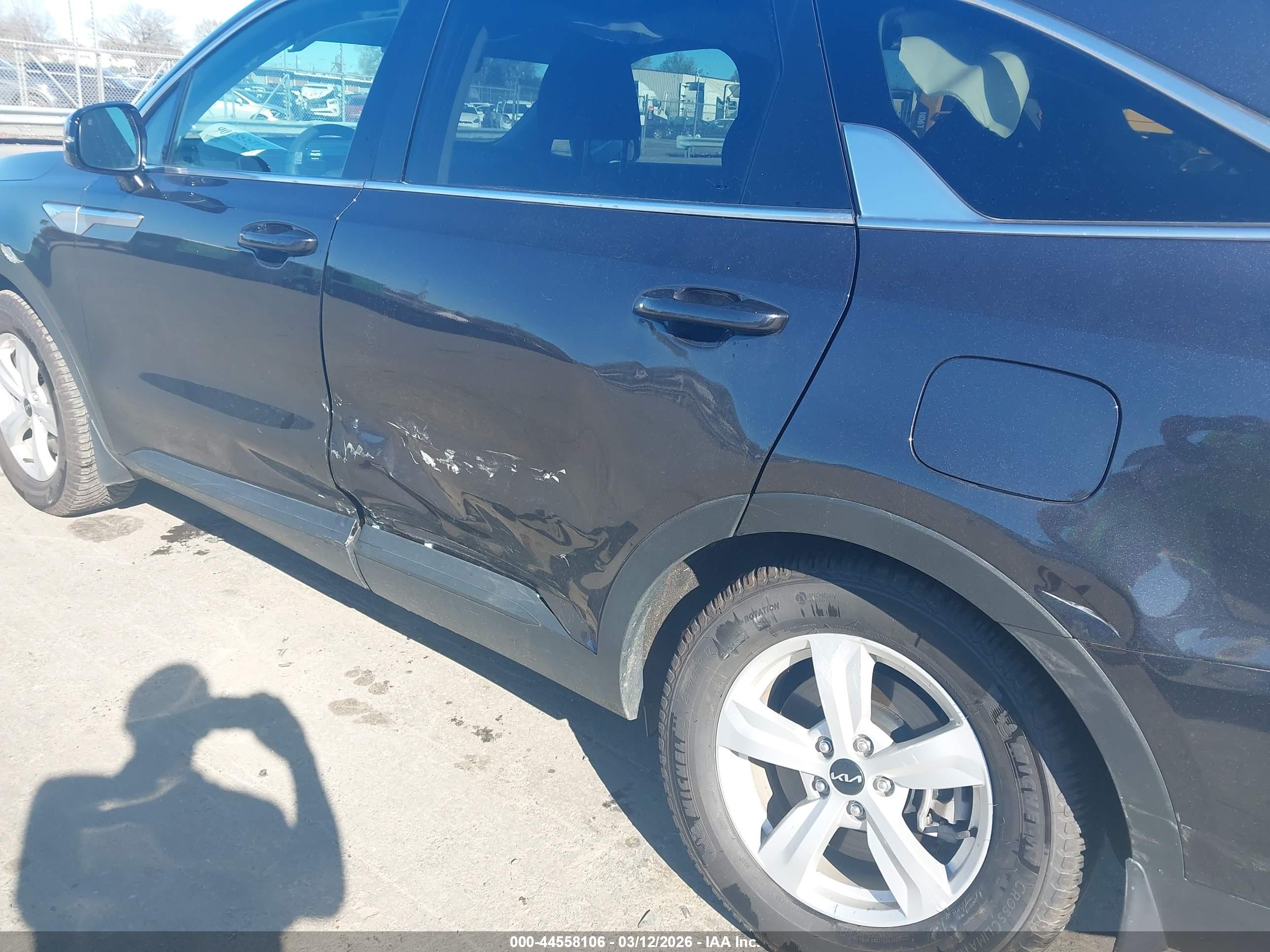 KIA SORENTO image 6