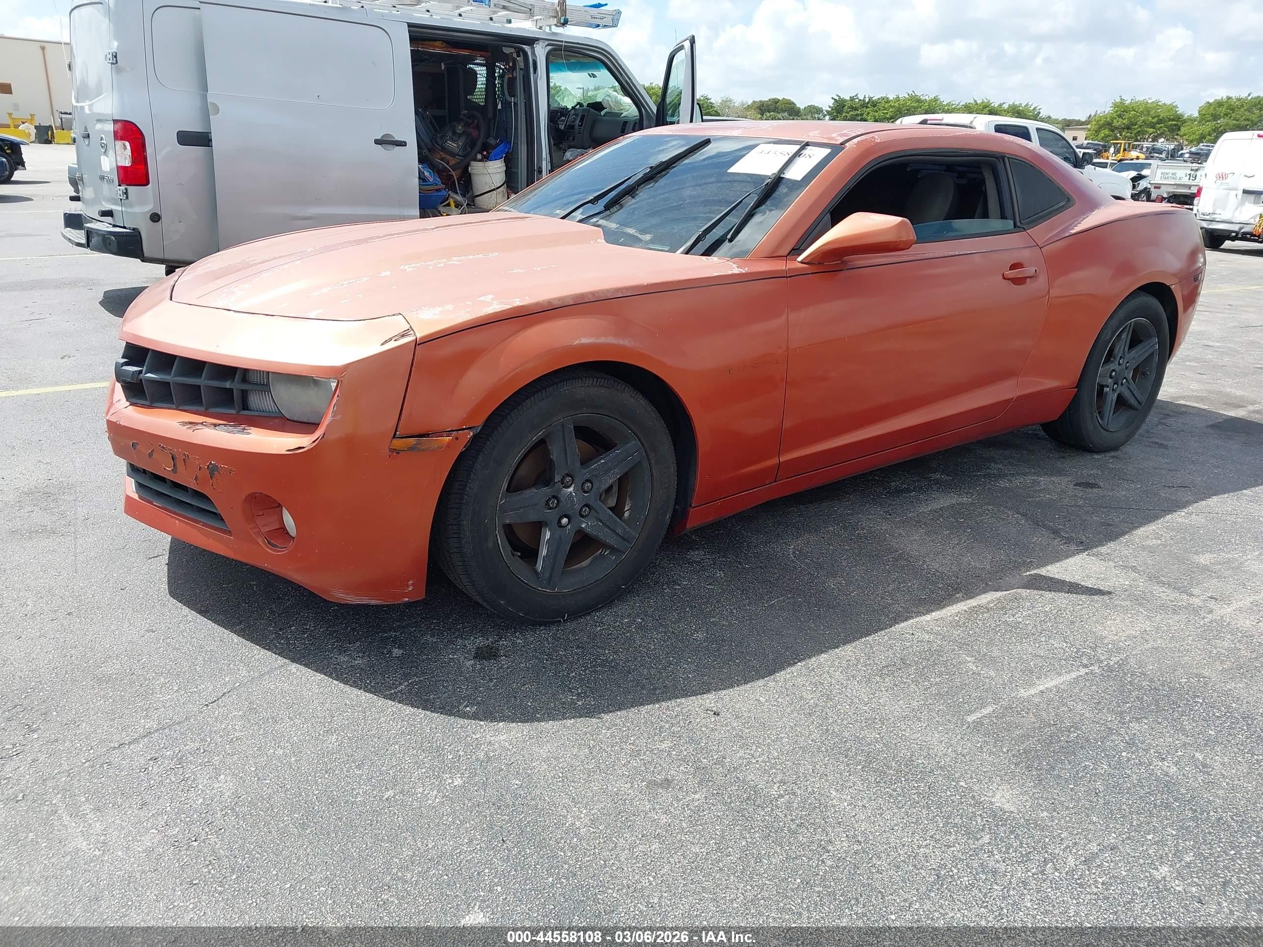 CHEVROLET CAMARO image 2