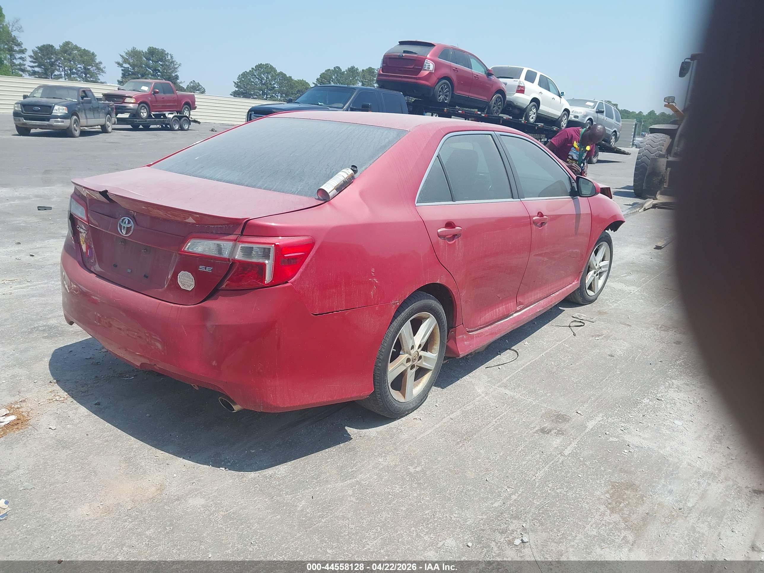 TOYOTA CAMRY image 4