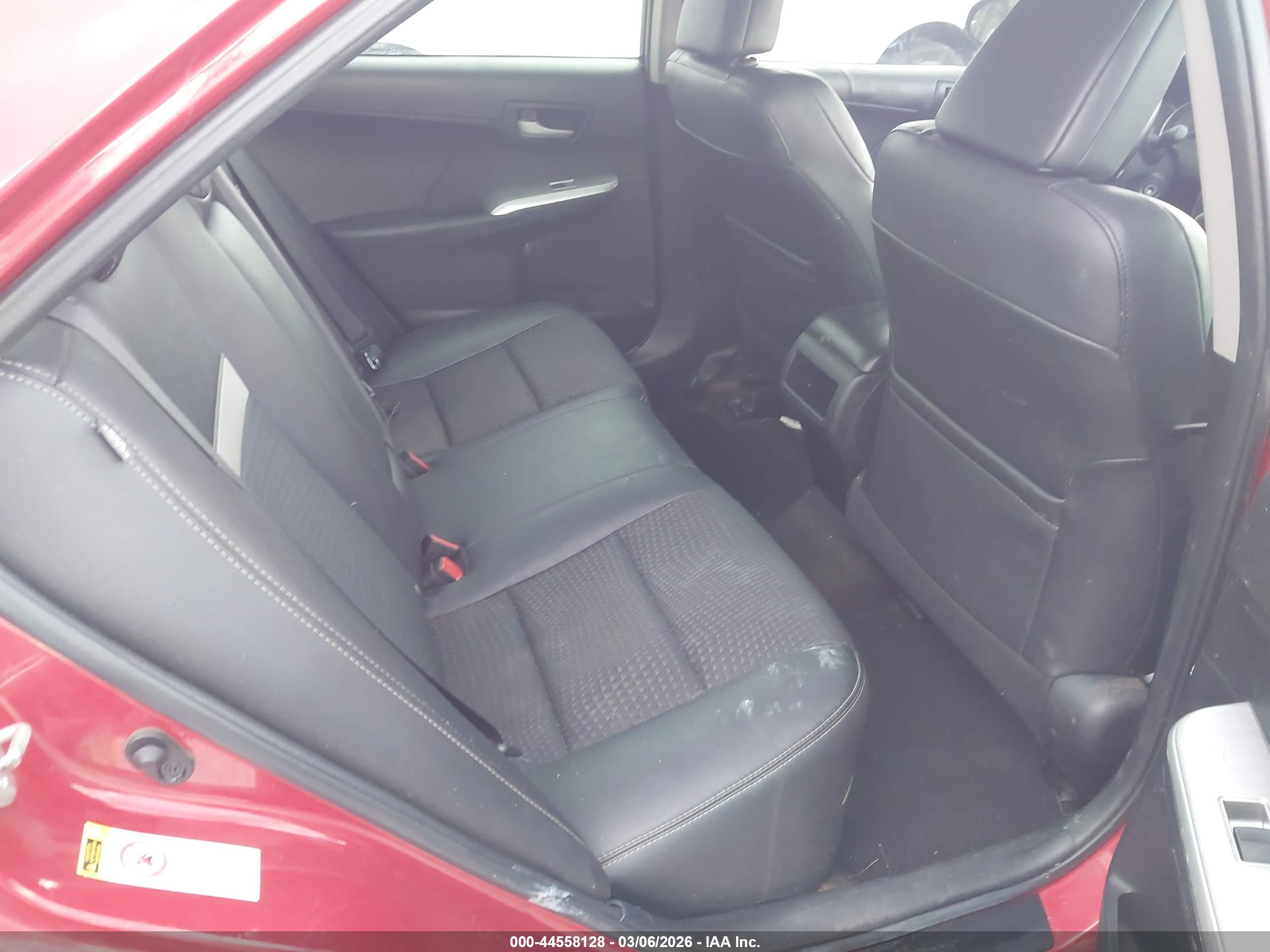 TOYOTA CAMRY image 8