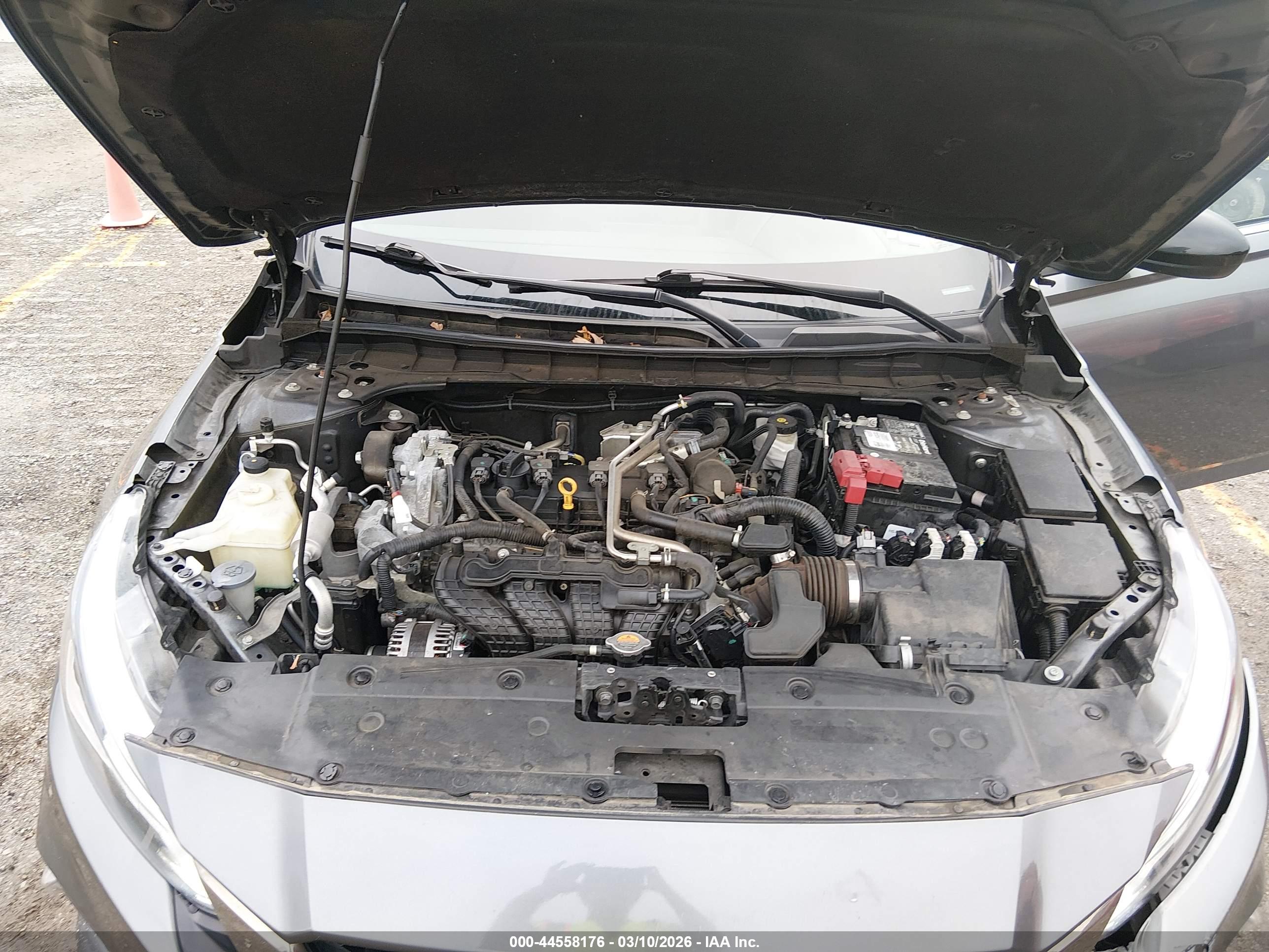 NISSAN ALTIMA image 10